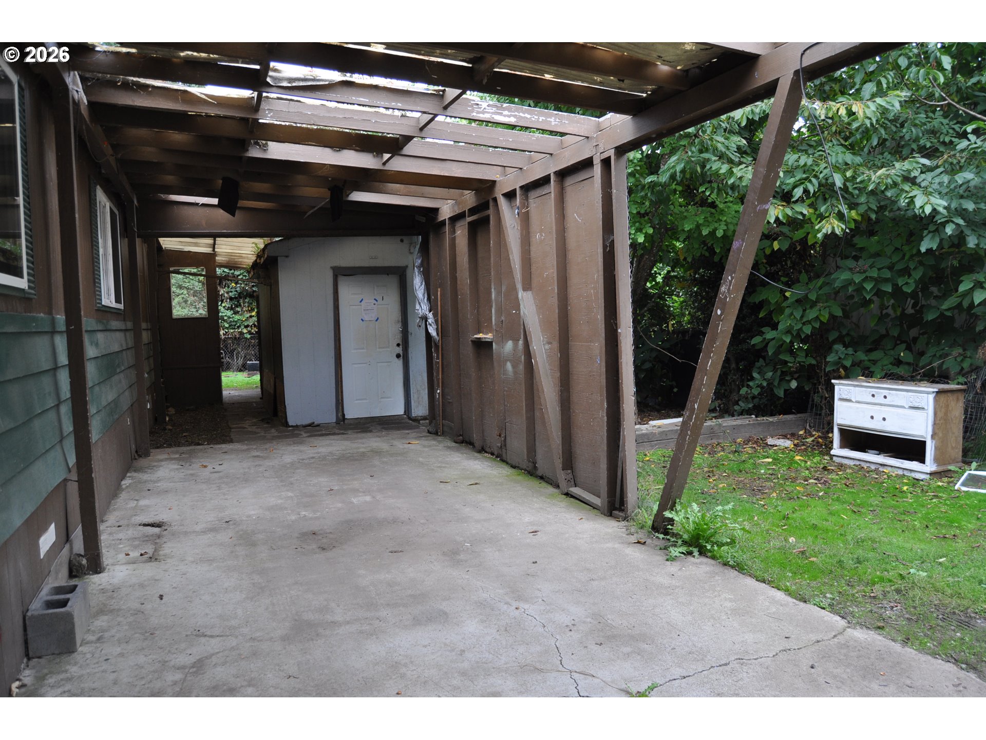 2011 Harbor Dr, Springfield, OR 97477 — photo 3