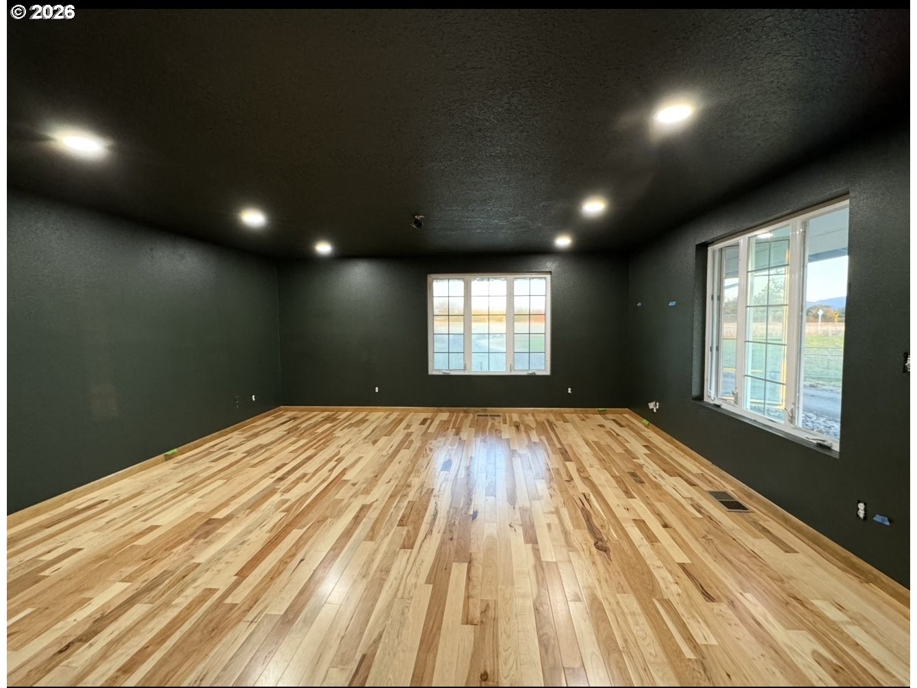 Home in Brownsville, OR 97327 — photo 3