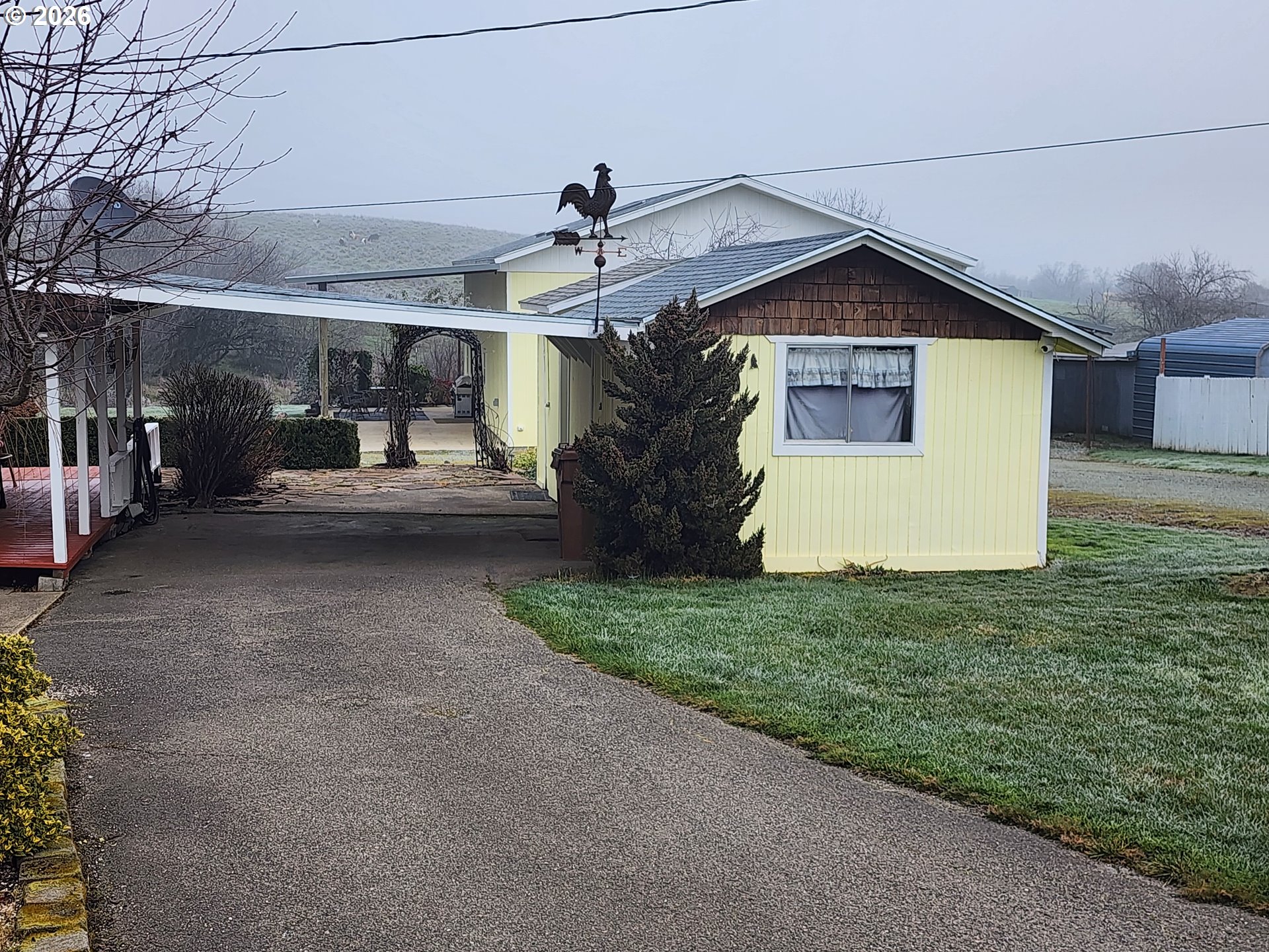795 E St, Riddle, OR 97469 — photo 3