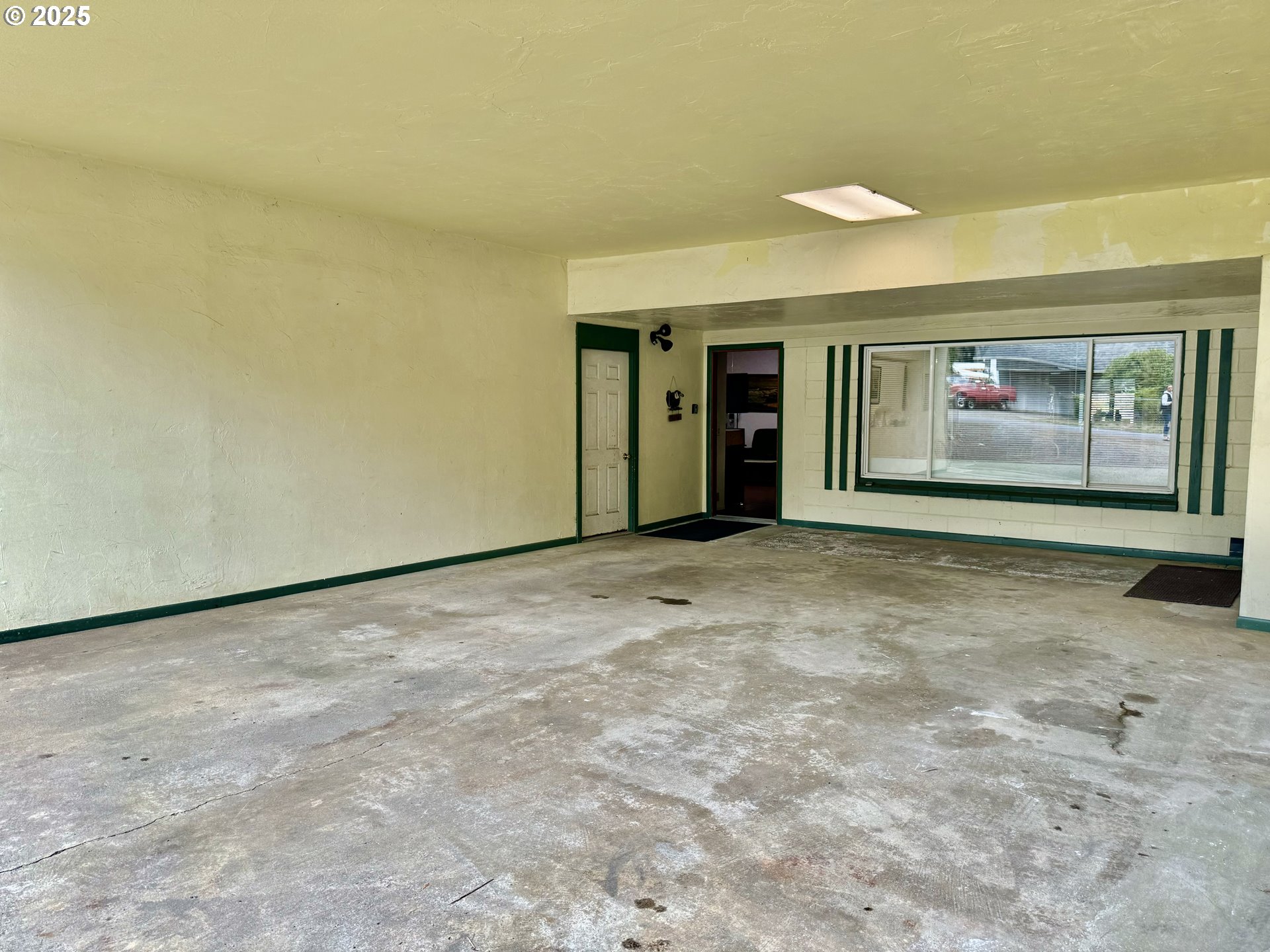 4990 Mitchell Loop Rd, Florence, OR 97439 — photo 3