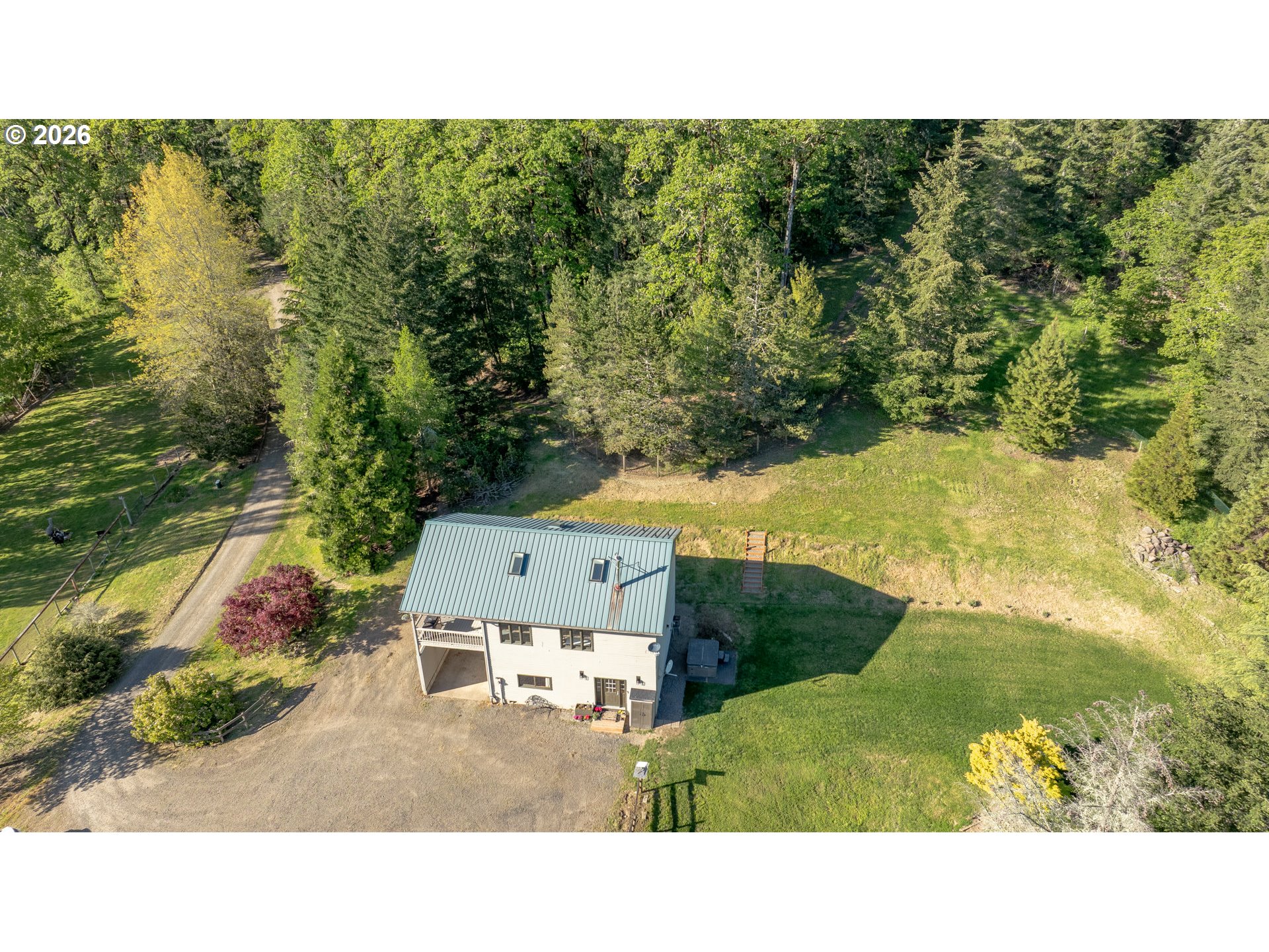 9999 SW Vine Maple Dr — photo