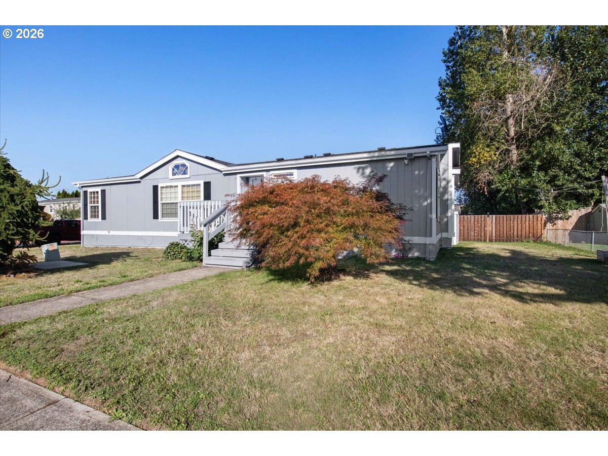 786 Hoffman Rd — photo