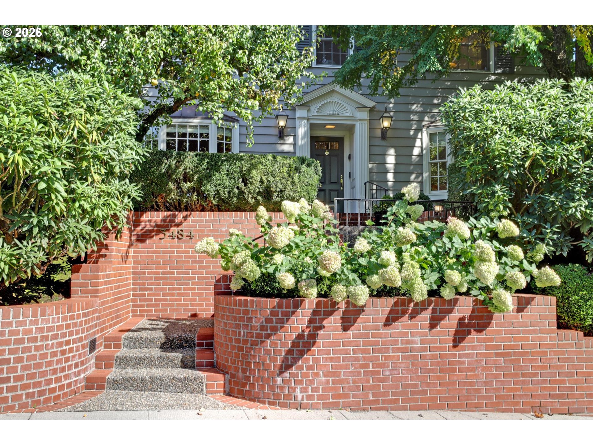 3484 SW Brentwood Dr — photo