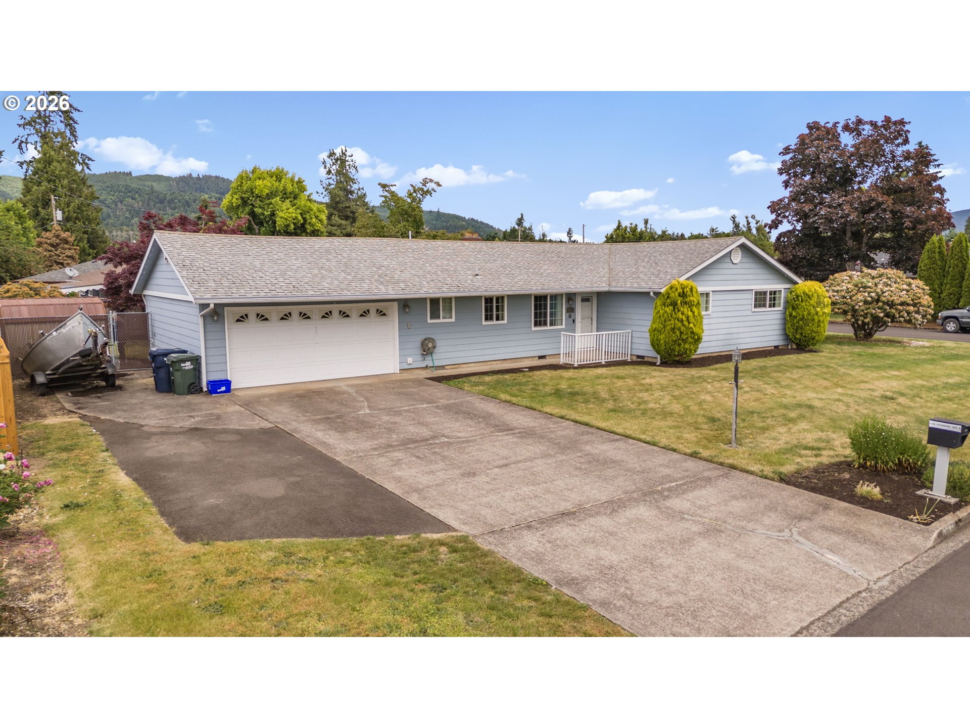 Home in Springfield, OR 97477 — photo 2