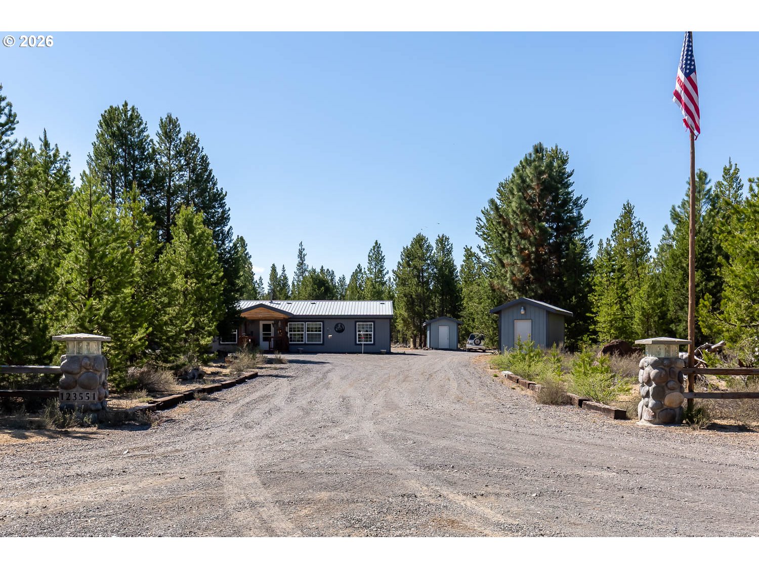 123551 Surveyor Rd, CrescentLake, OR 97733 — photo 2