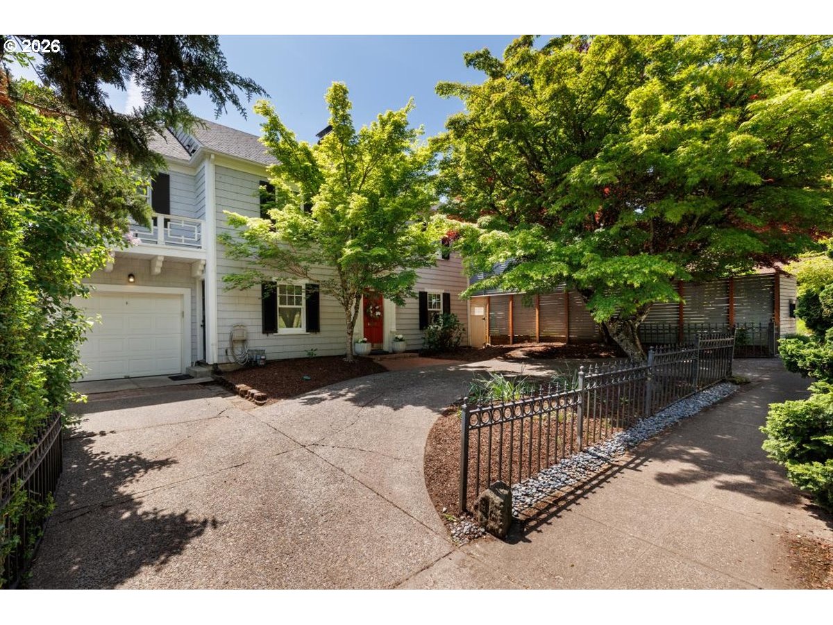 3515 SW Council Crest Dr — photo