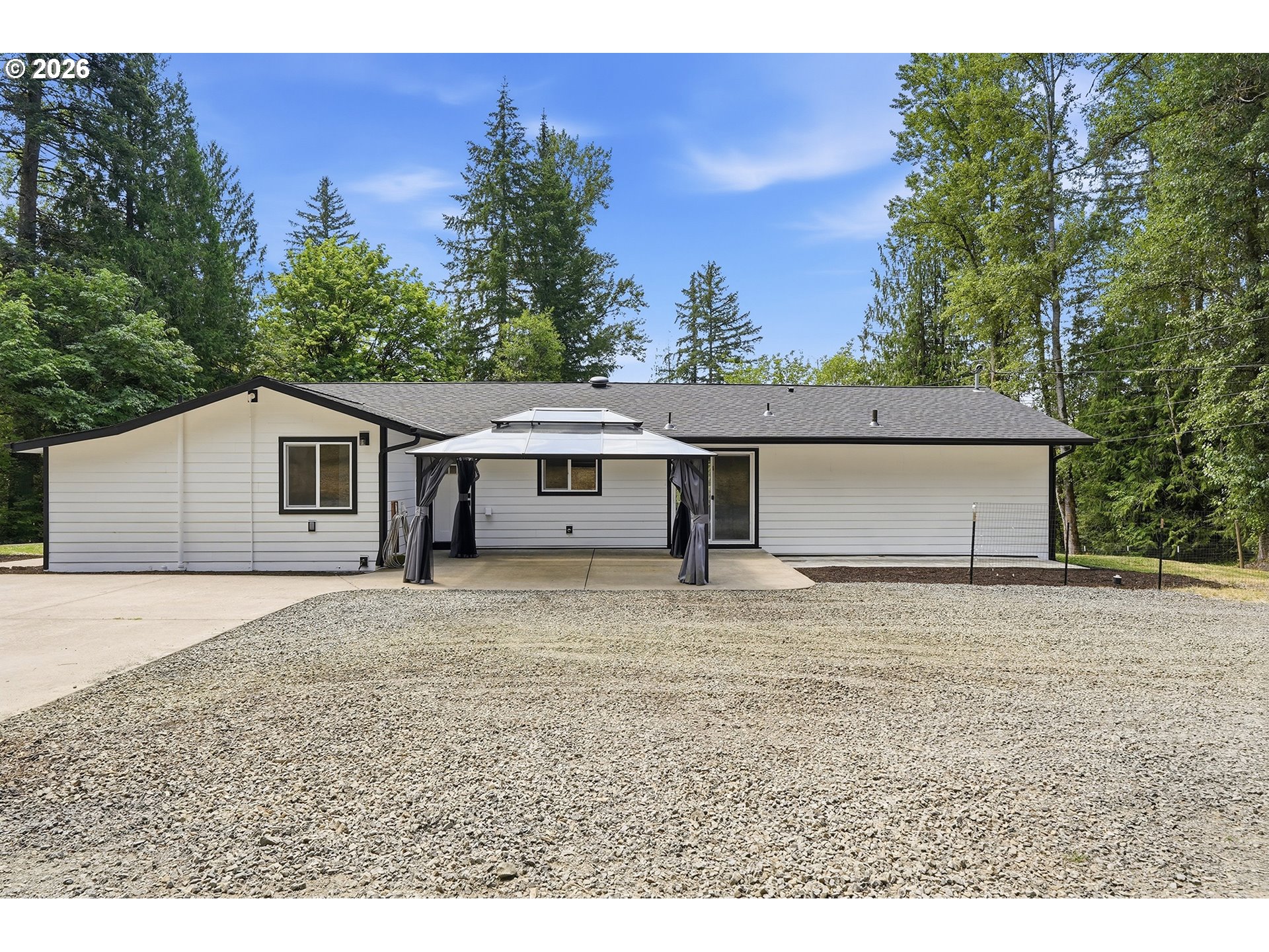 15741 S Gilchrist Rd — photo