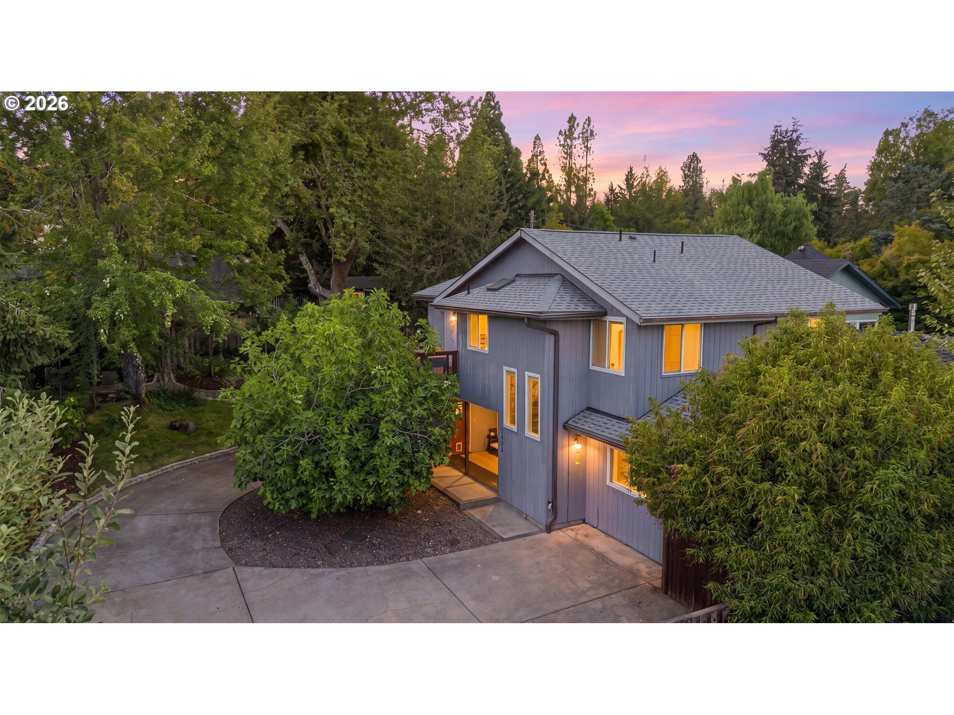 3862 Willamette St — photo