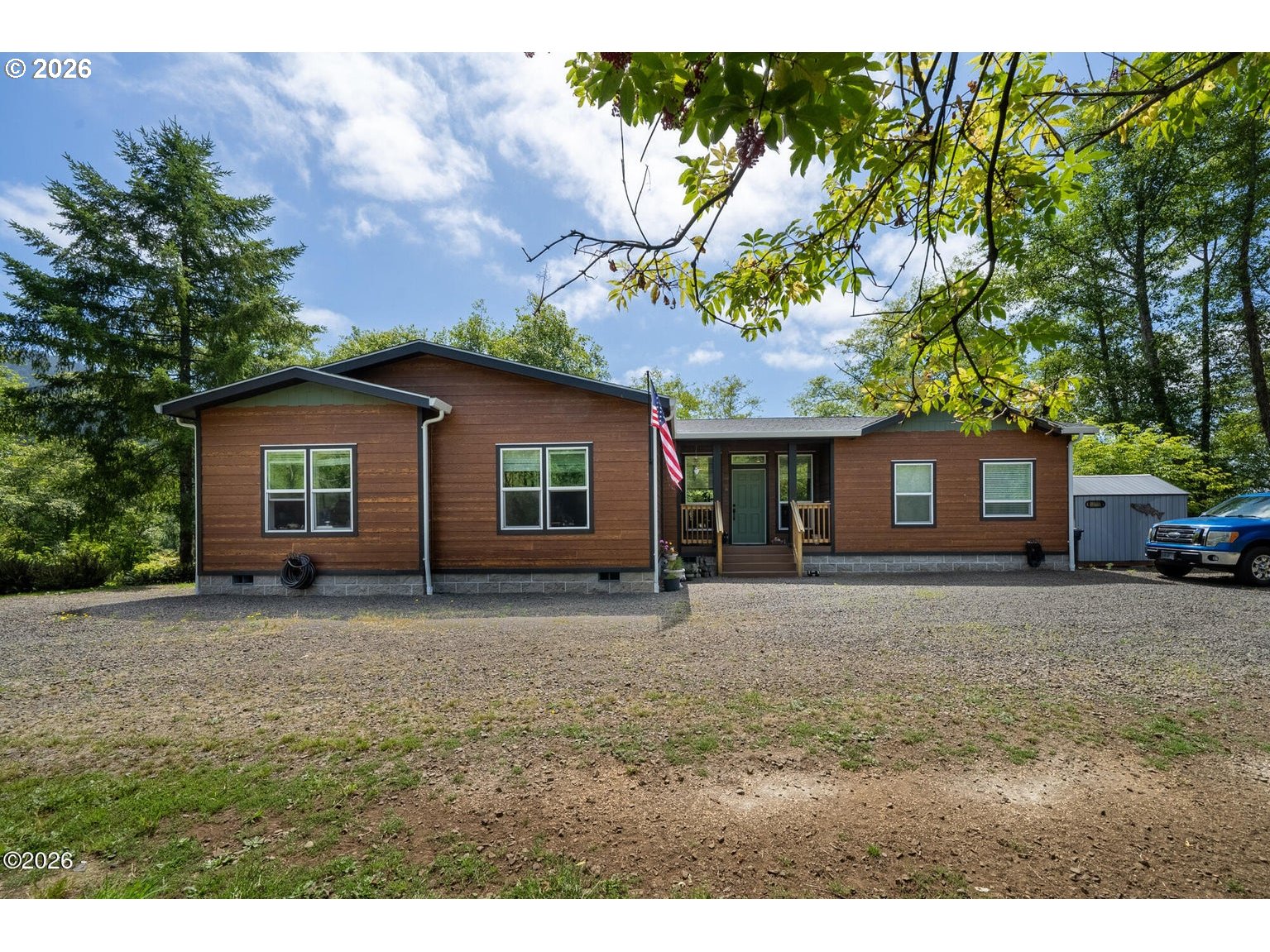 1150 Skyline Dr — photo
