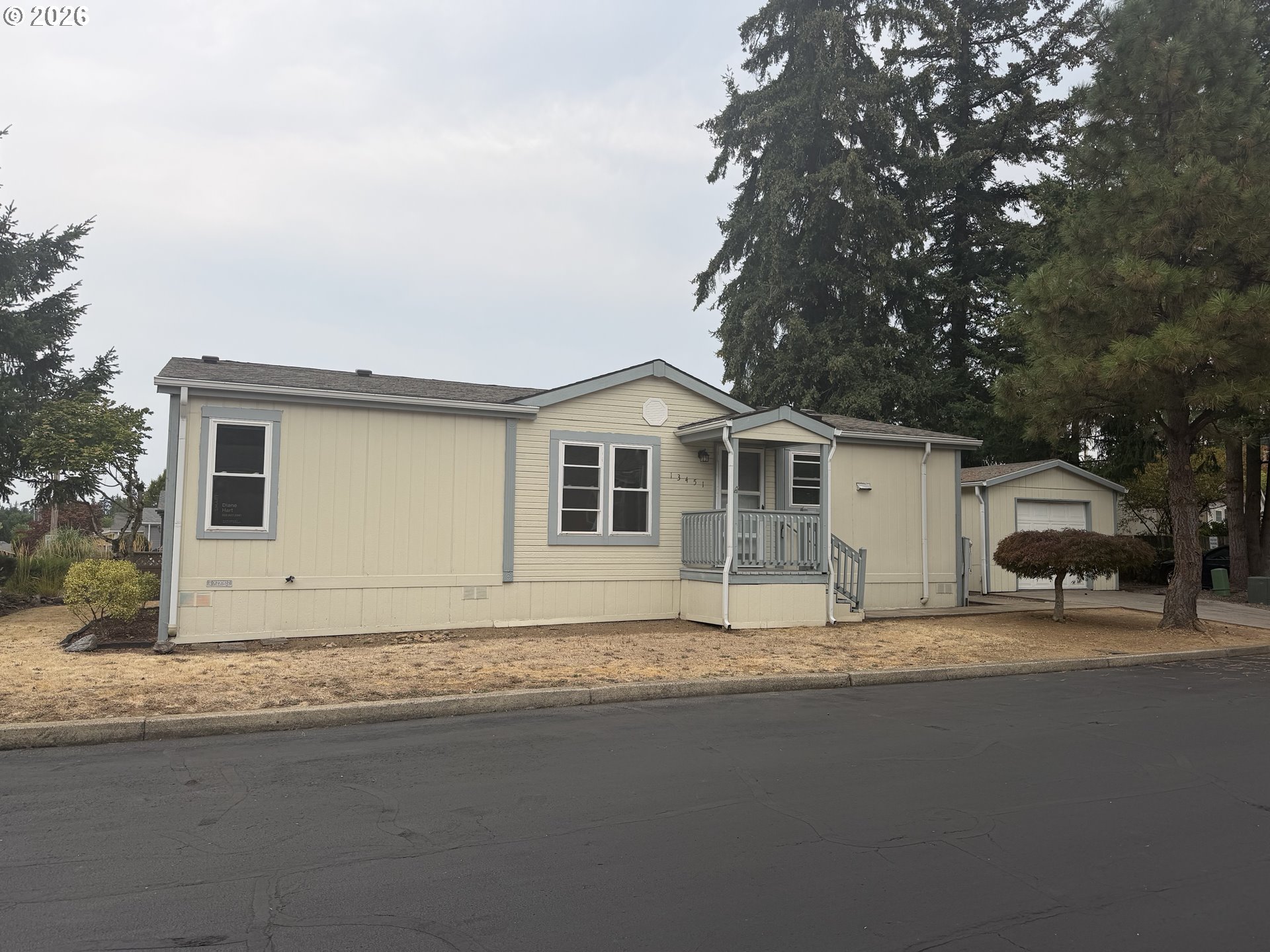 13451 SE Raymond St — photo