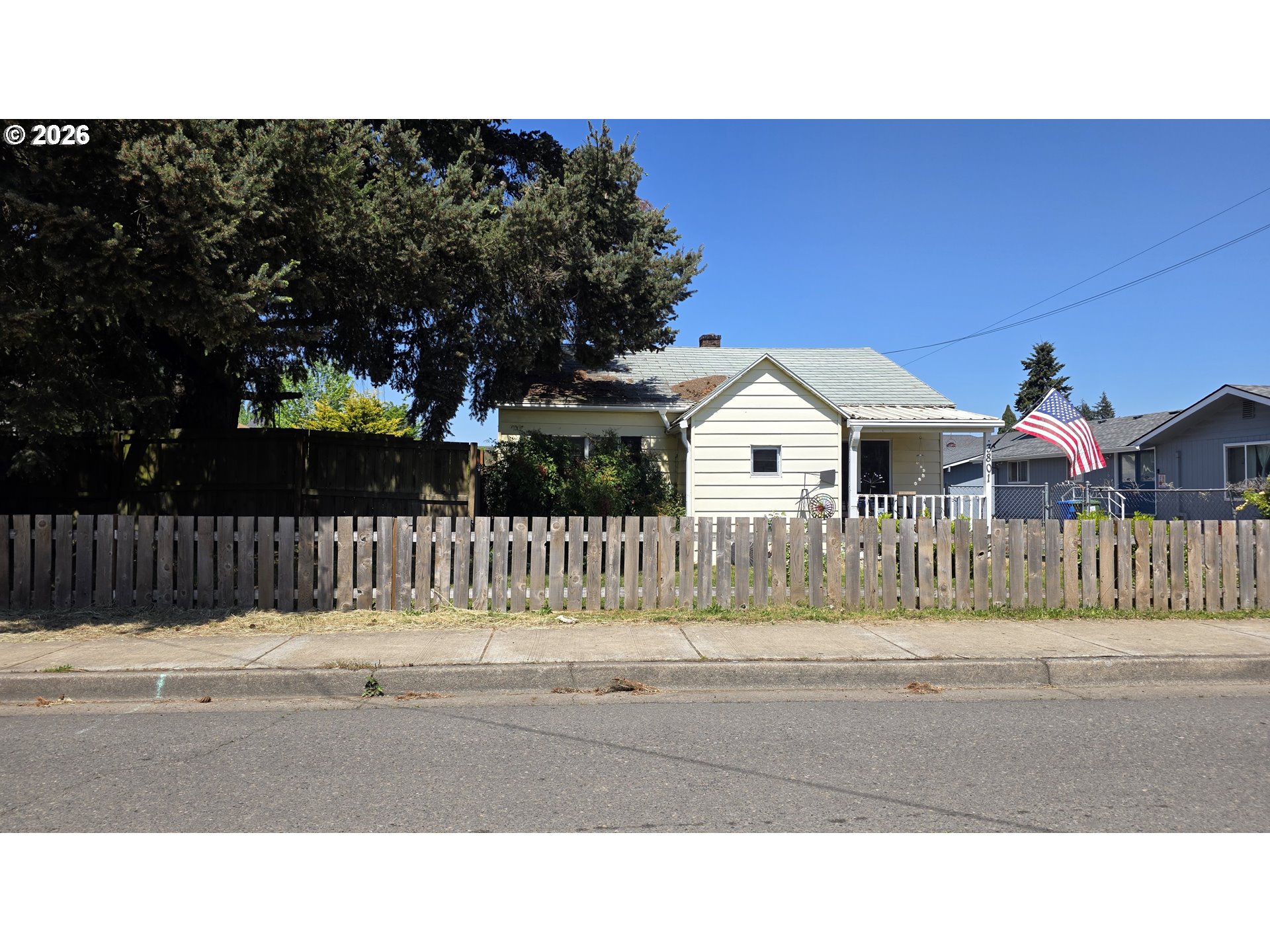 3801 Dove Ln, Eugene, OR 97402 — photo 2