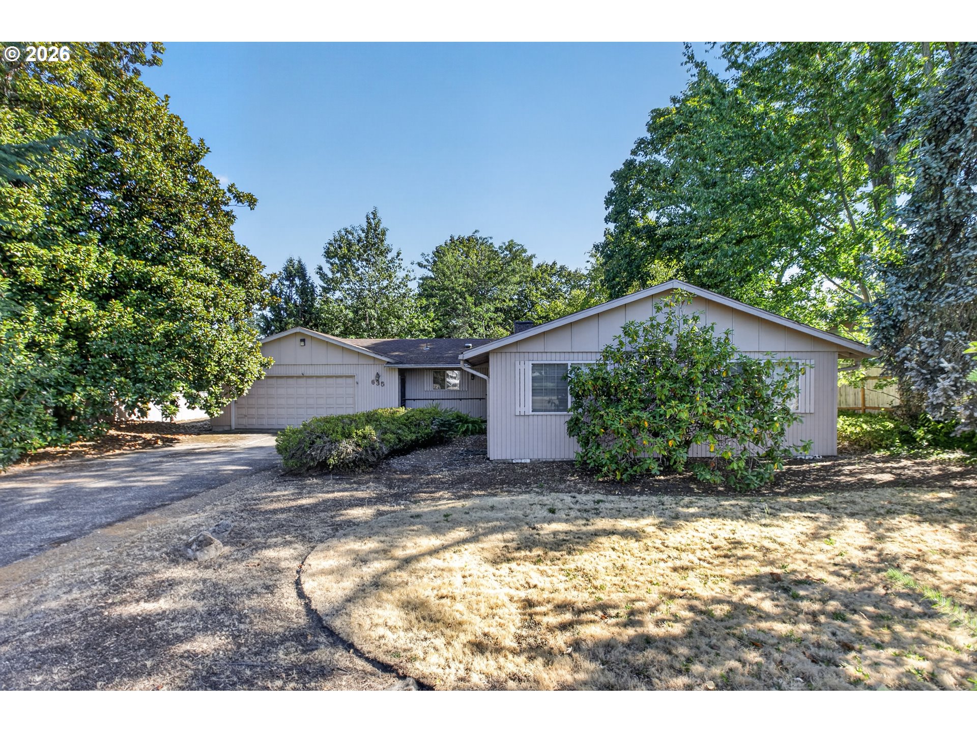 635 NW 8th Pl — photo