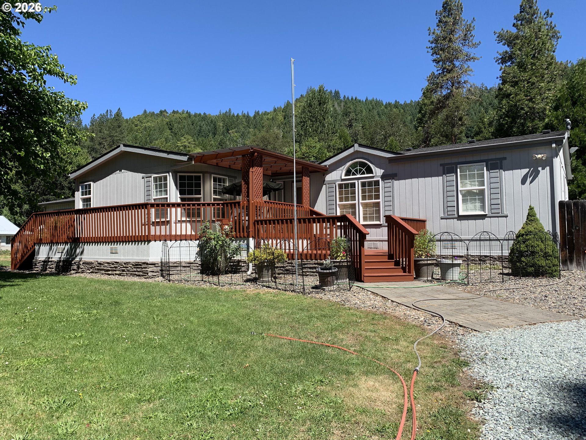 22282 Tiller Trail Hwy — photo
