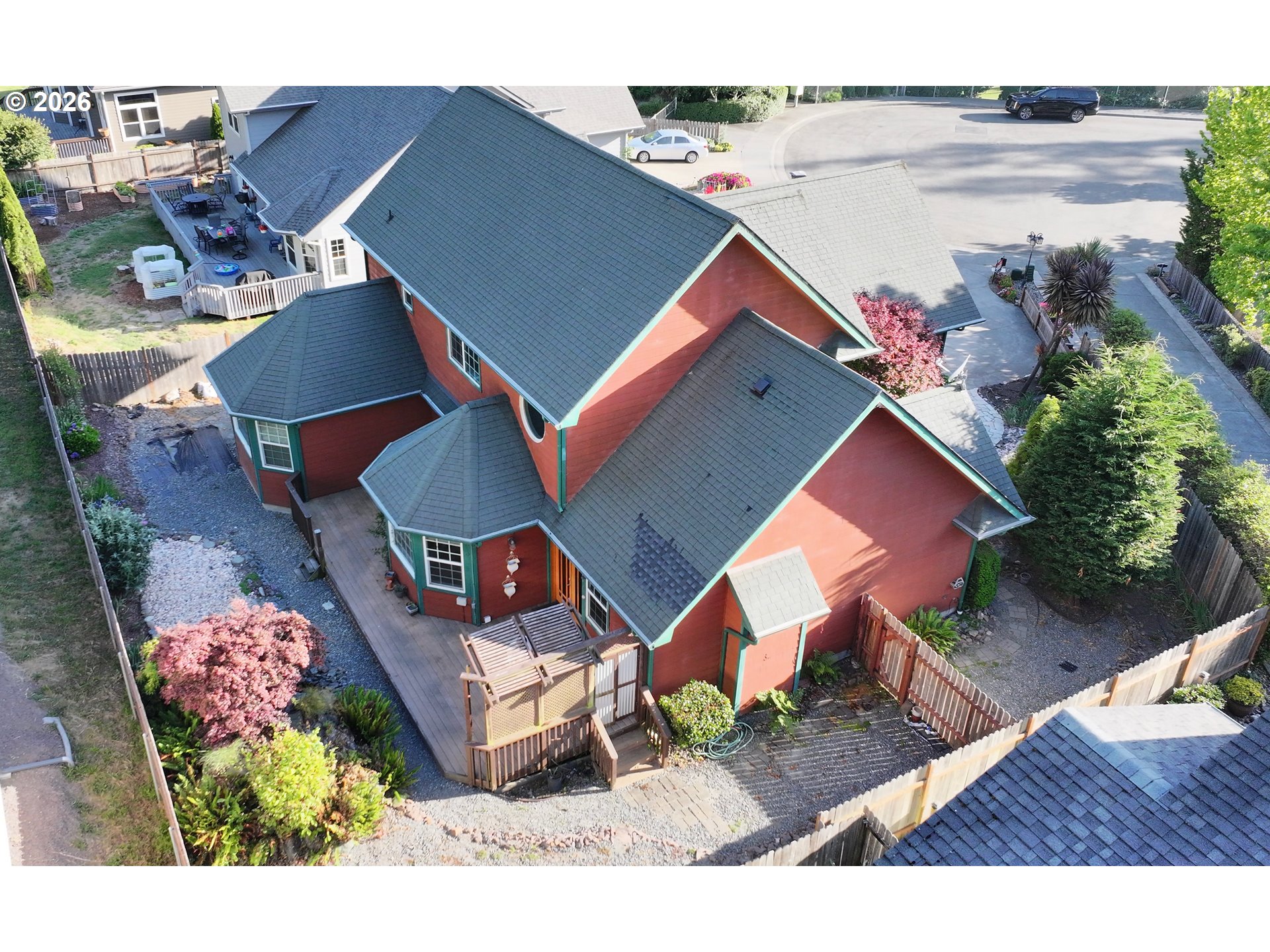 7007 Welch Ct — photo