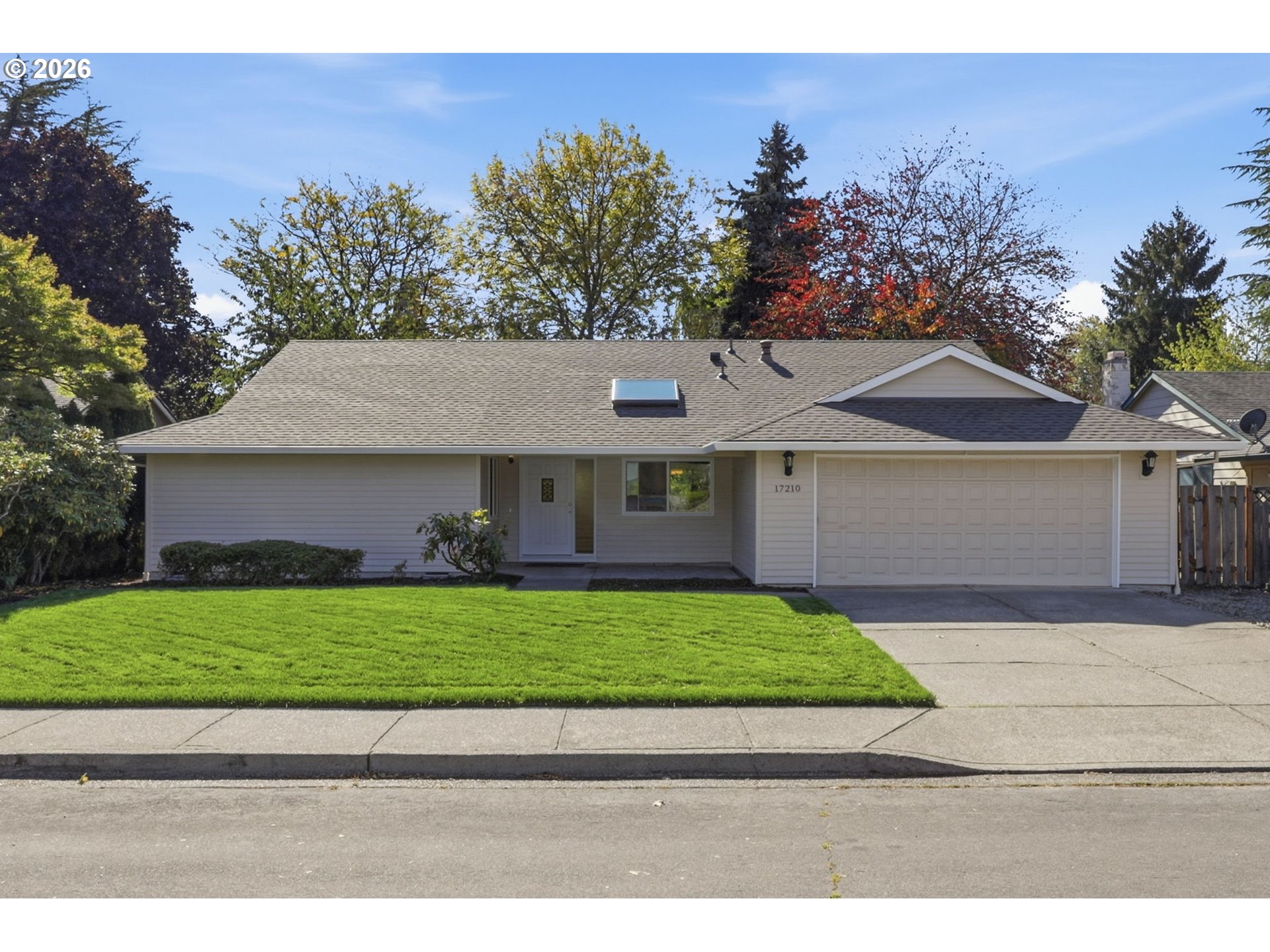 17210 NW Lonerock Ln — photo