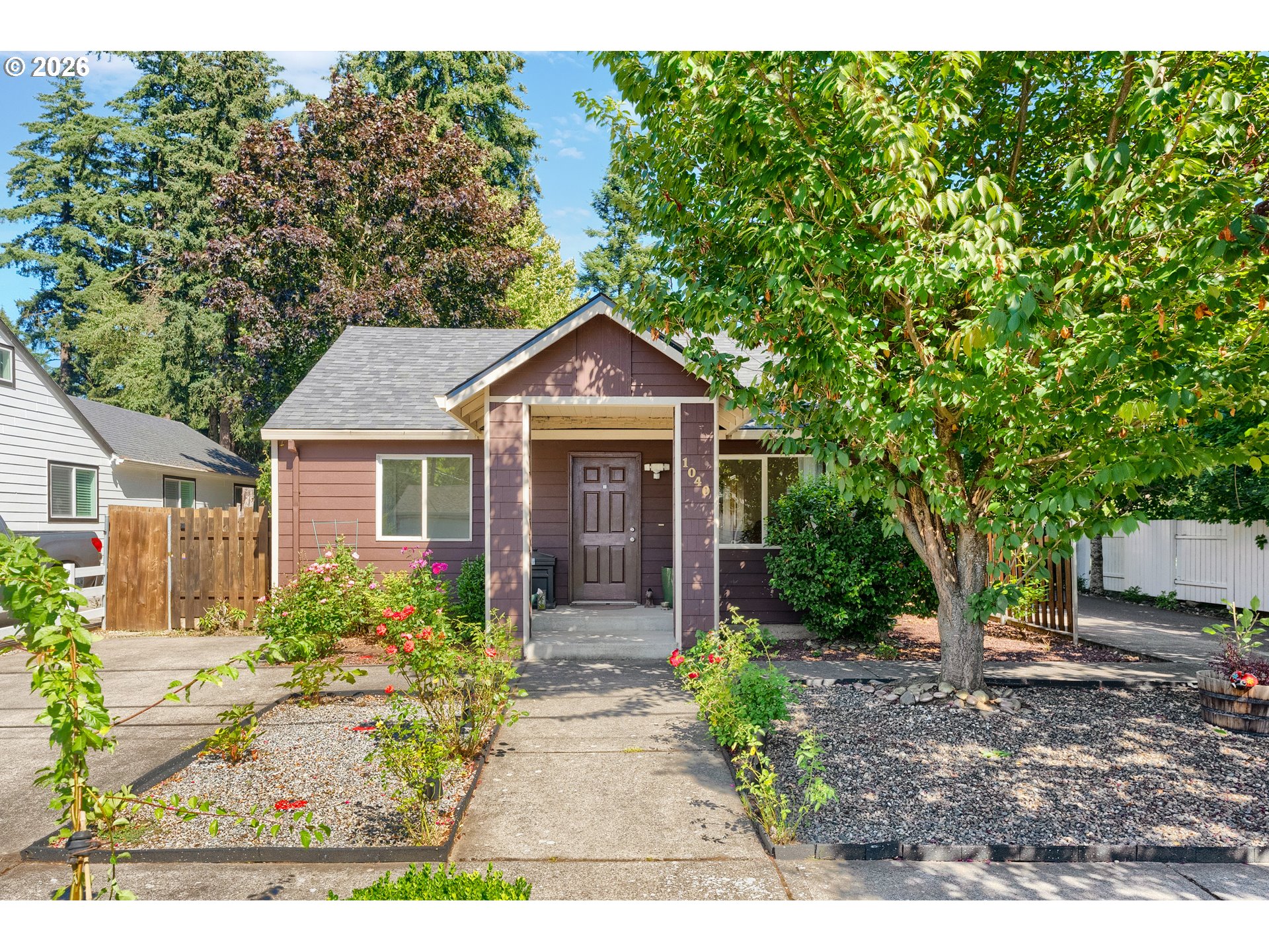 1040 NE 104th Ave — photo