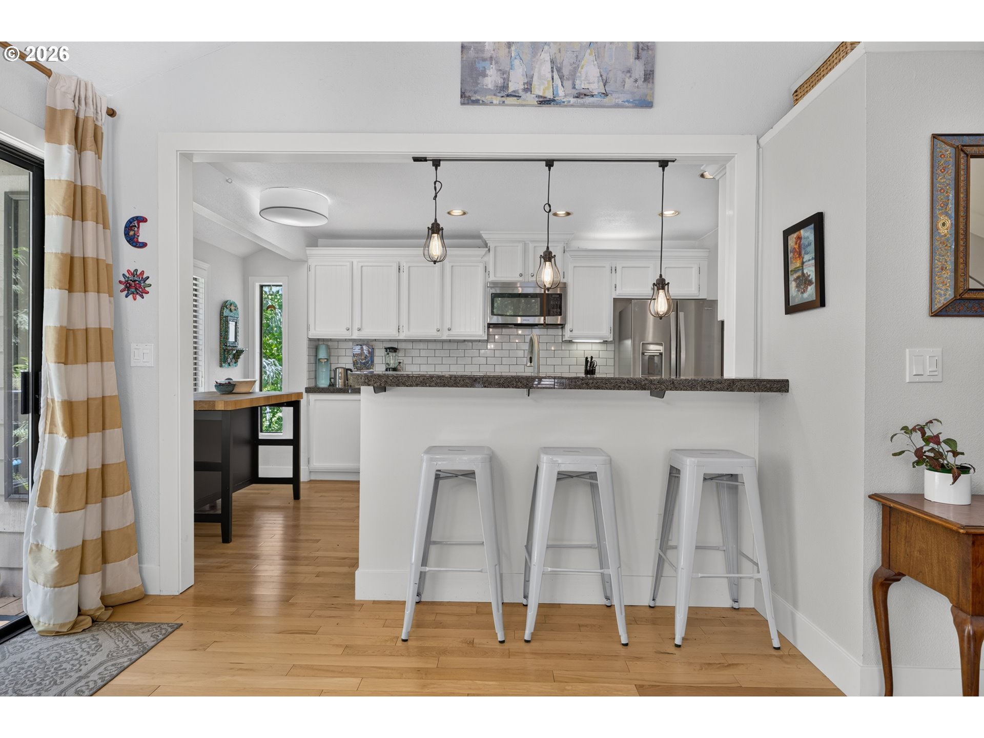 9925 SW Quail Post Rd, Portland, OR 97219 — photo 3