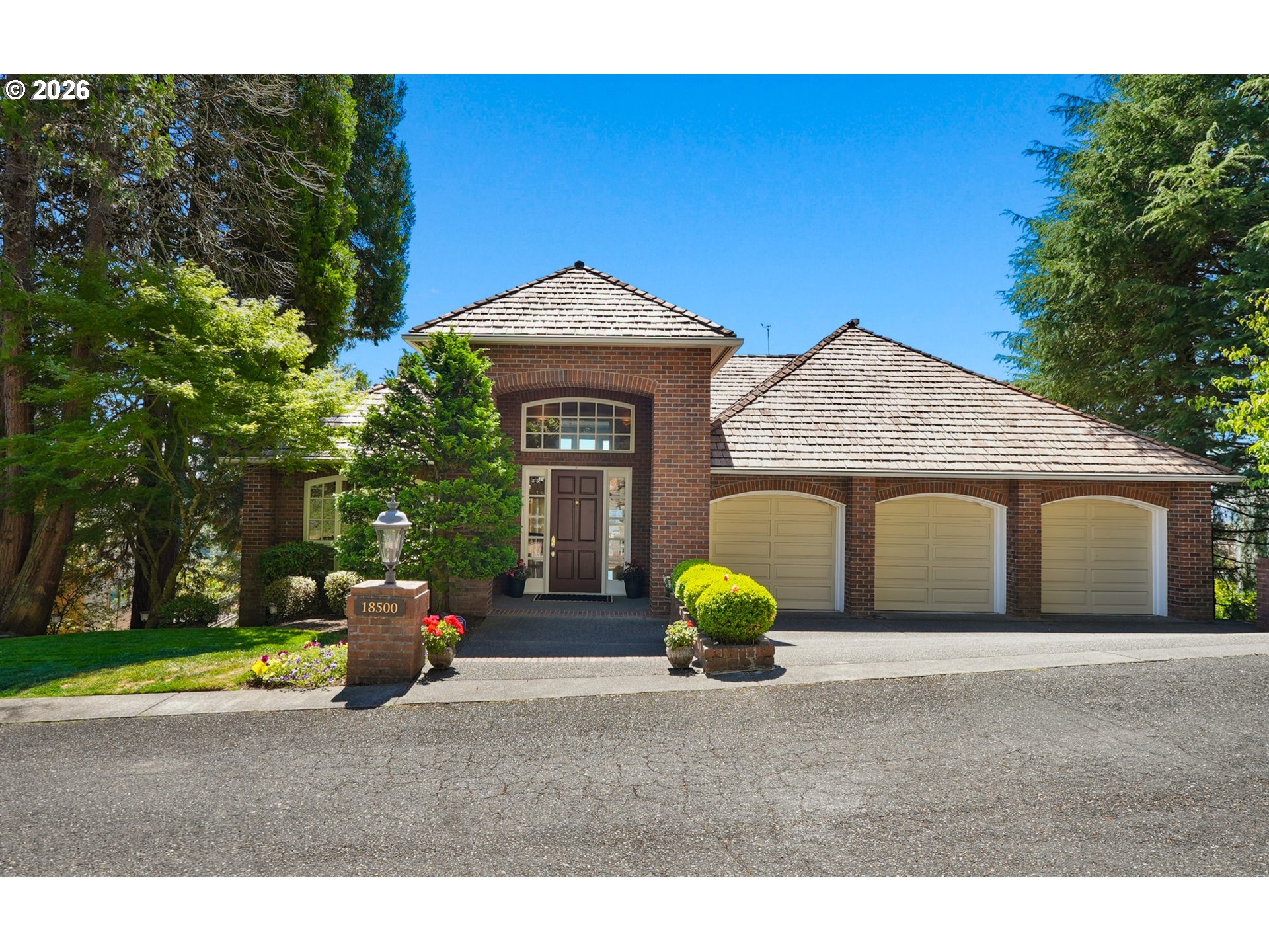 18500 Ray Ridge Dr — photo