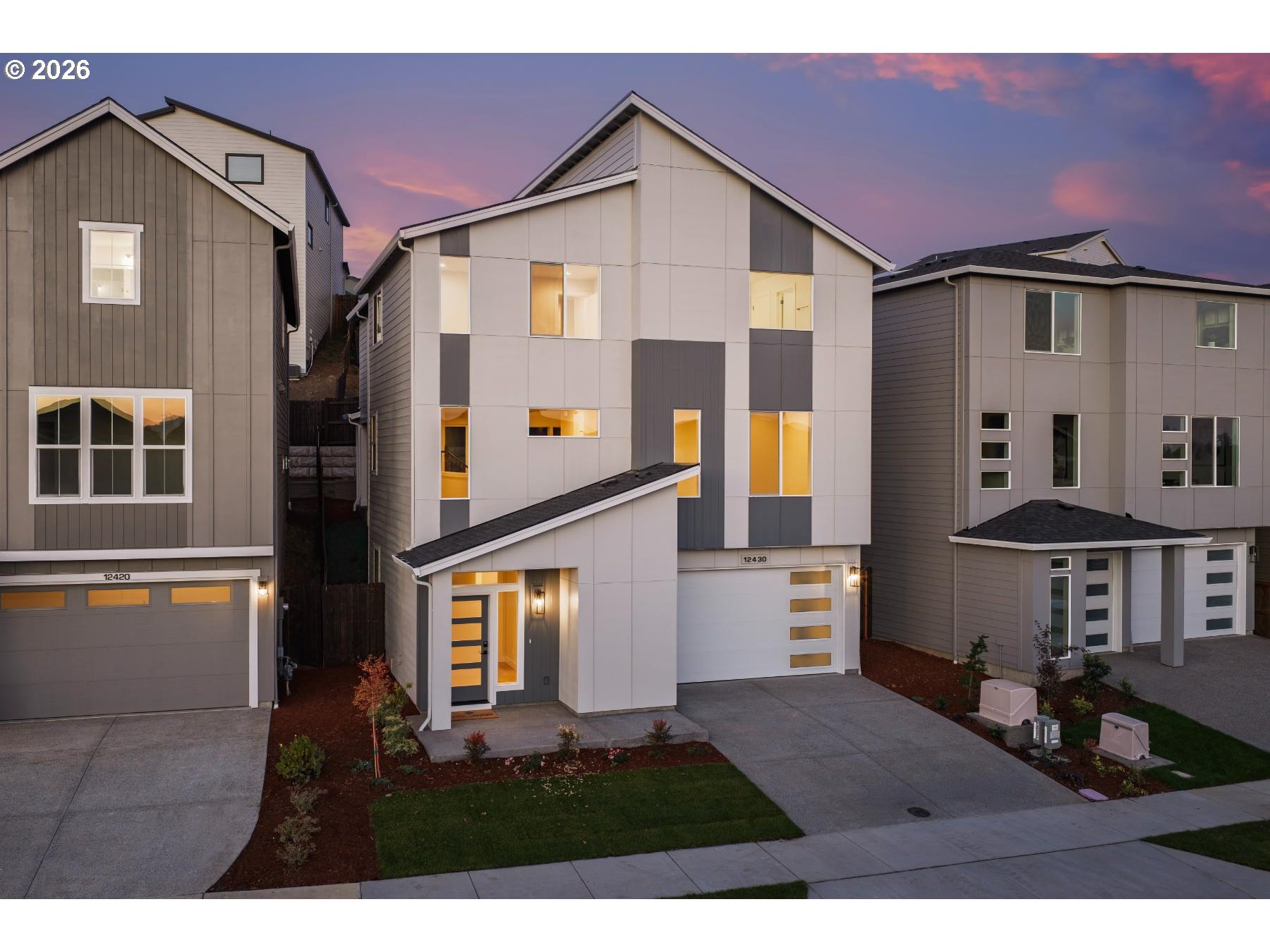 12430 SW Silvertip St — photo