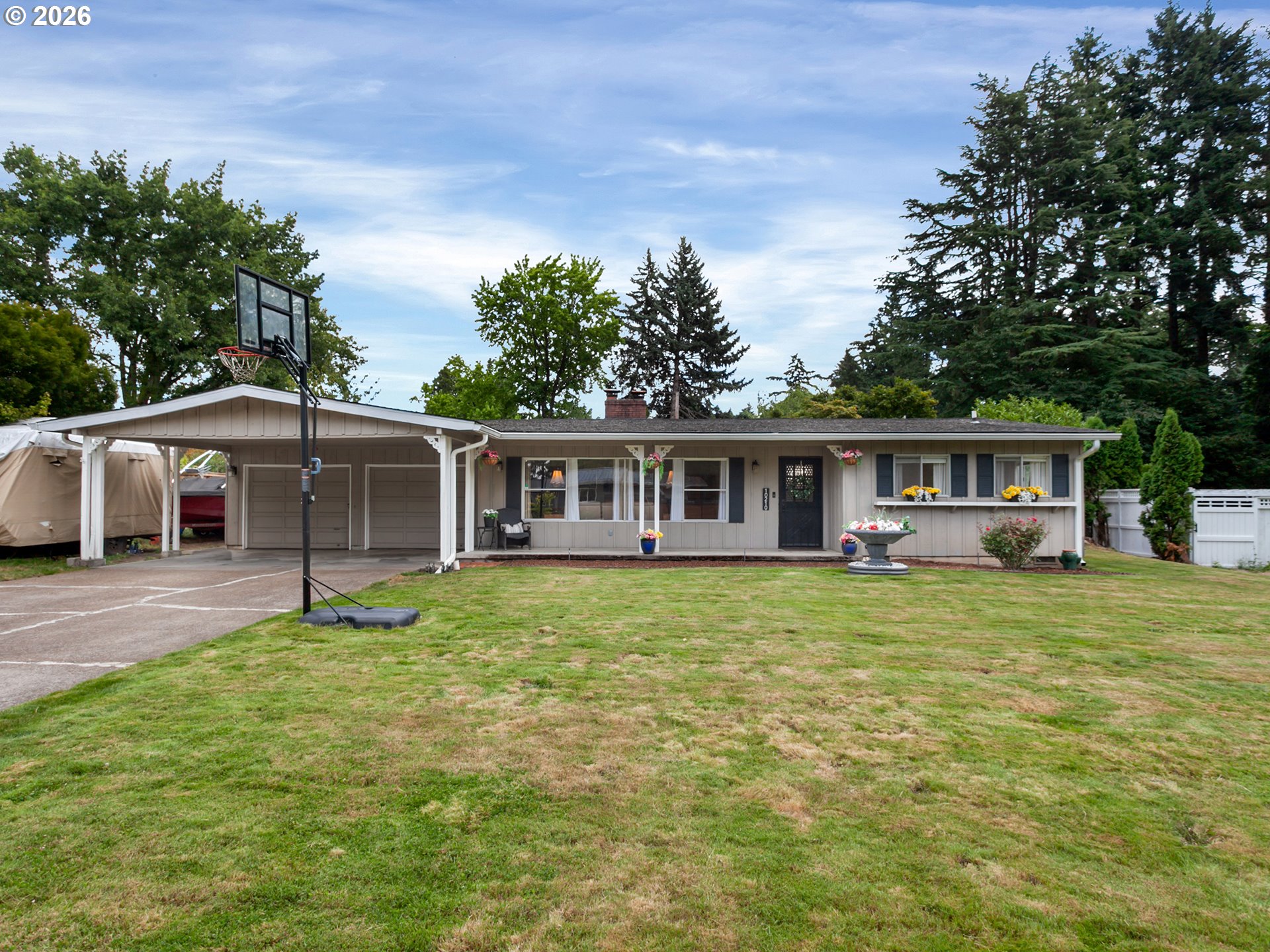 10210 SW Crestwood Ct — photo