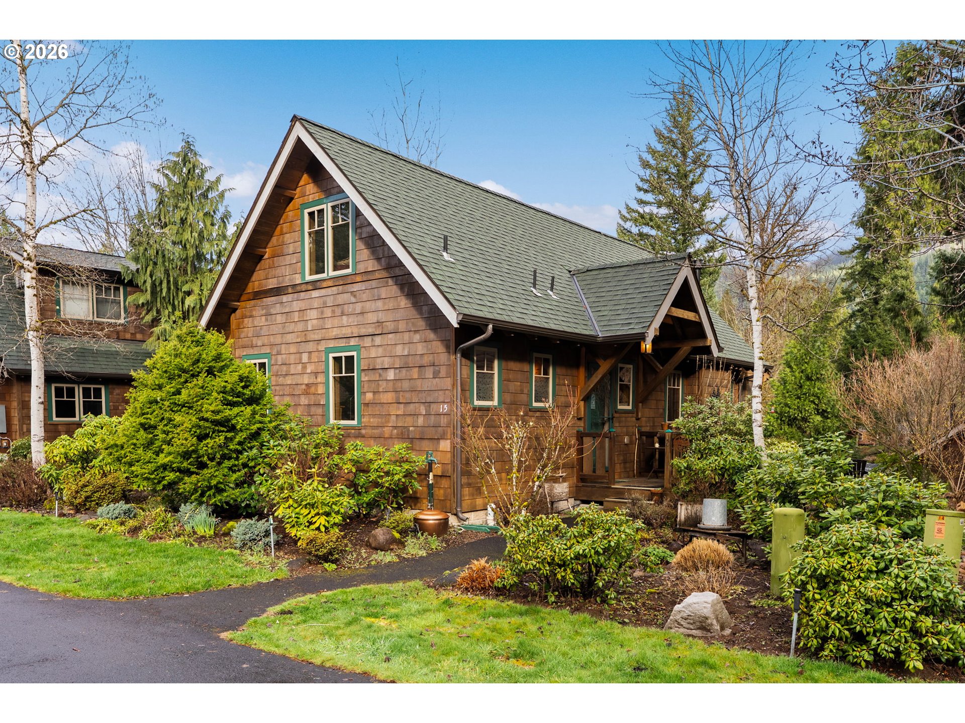56483 McKenzie Hwy #15 — photo