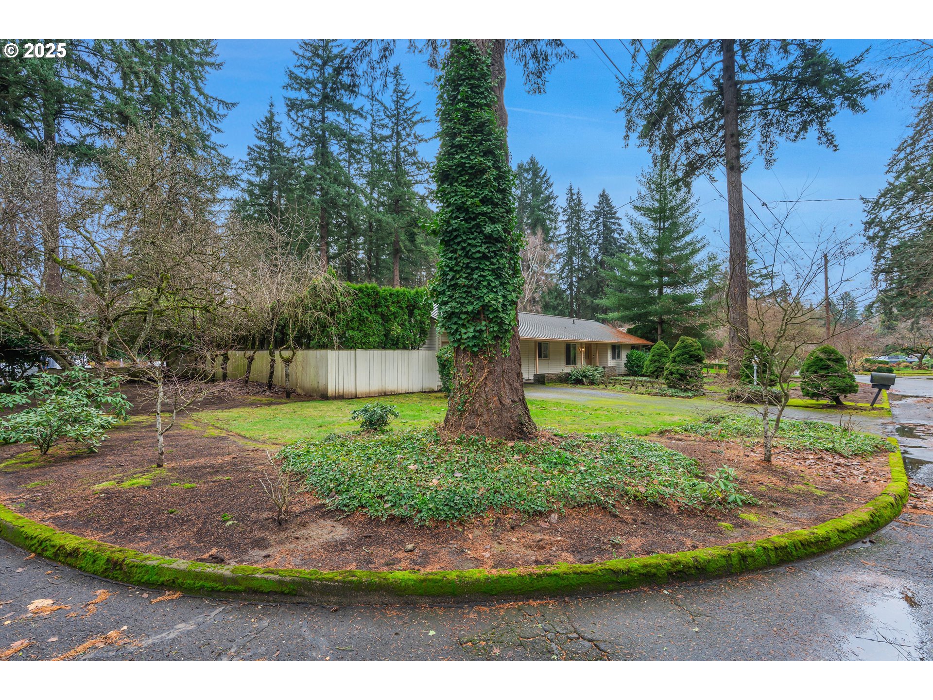 19060 Terry Ave — photo