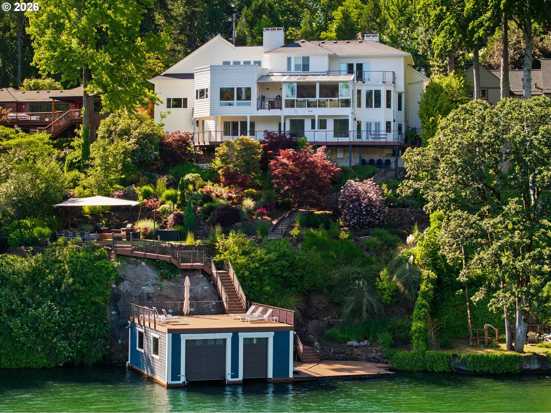 2470 Summit Ct — photo