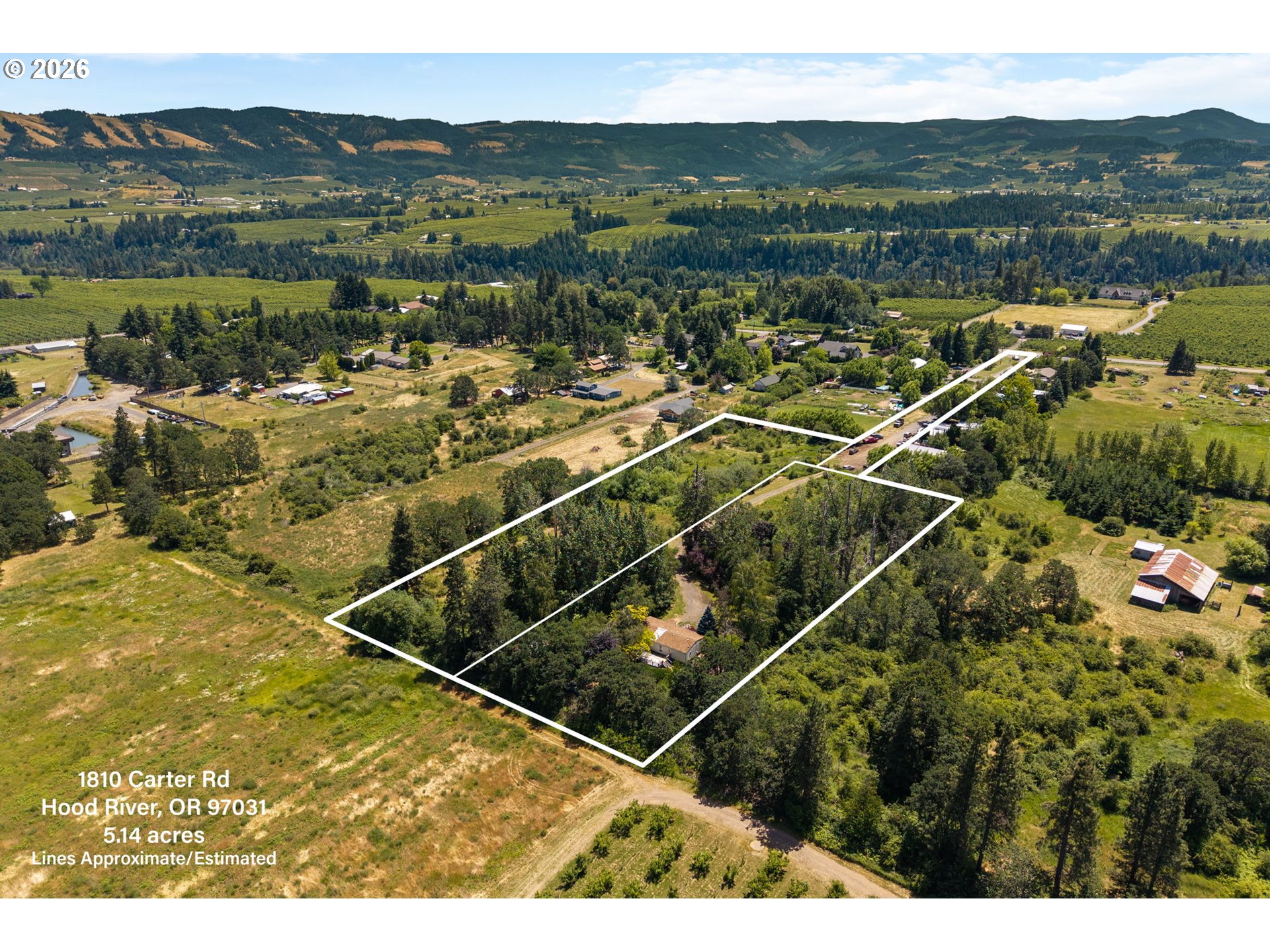 1810 Carter Rd, HoodRiver, OR 97031 — photo 2