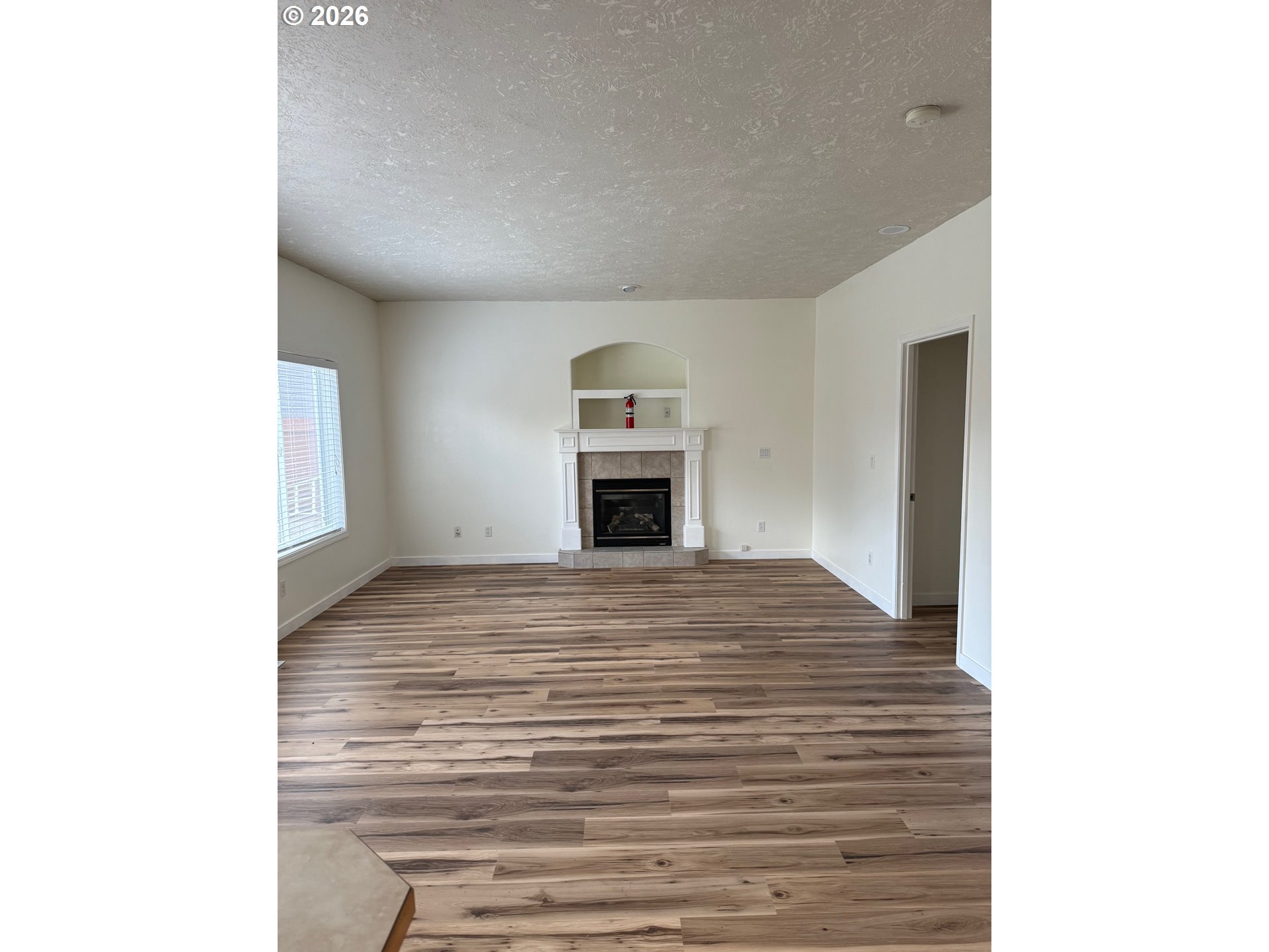 1987 NW 17th St, Gresham, OR 97030 — photo 2
