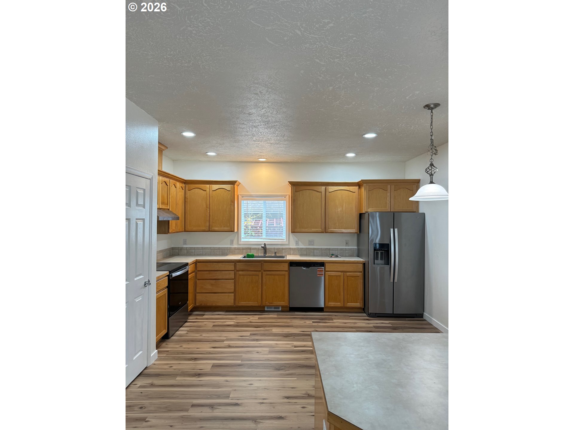 1987 NW 17th St, Gresham, OR 97030 — photo 3