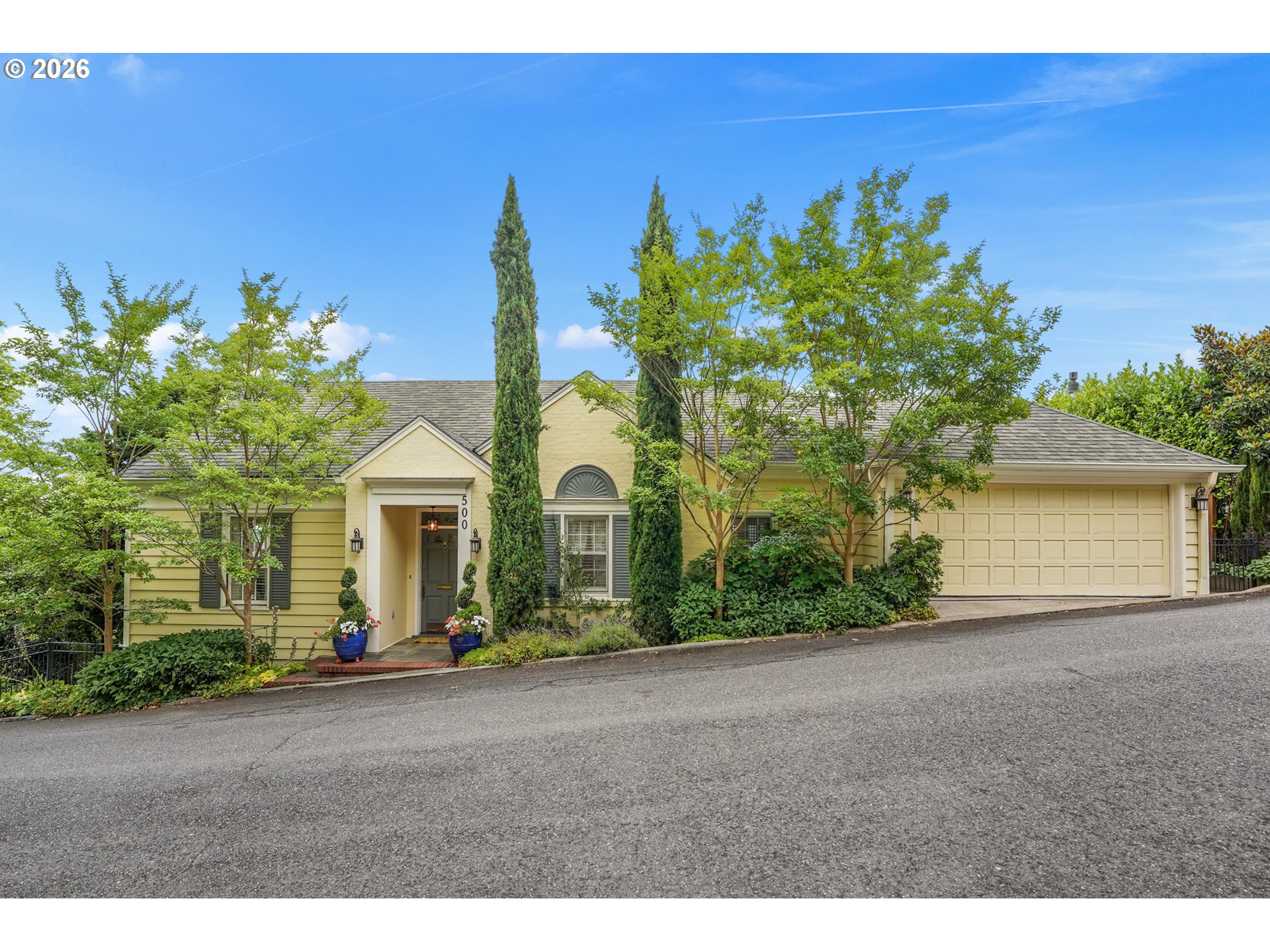 500 NW Maywood Dr — photo