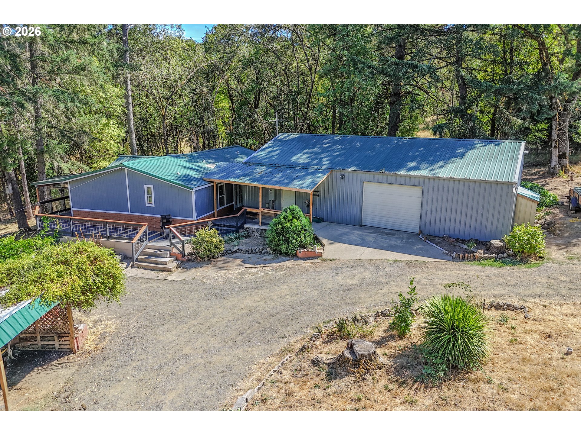 2892 Coos Bay Wagon Rd — photo