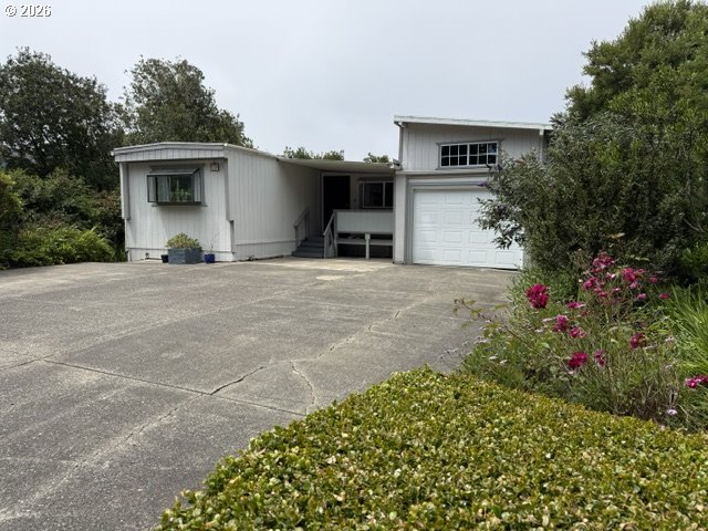 1600 Rhododendron Dr 218 — photo