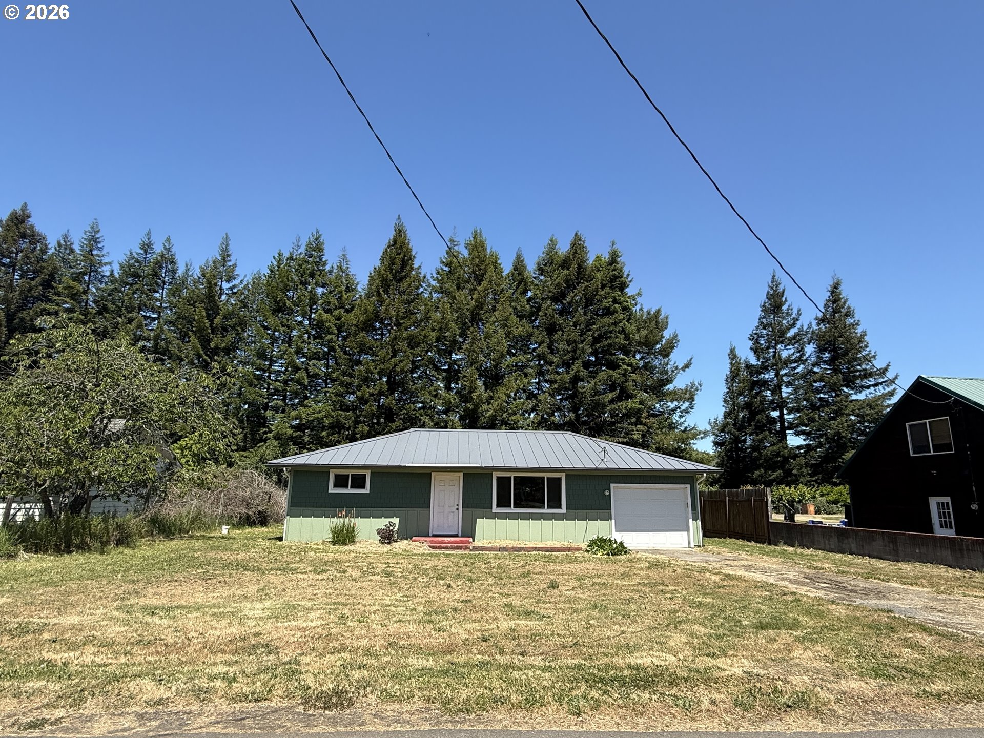 220 W Birch St — photo