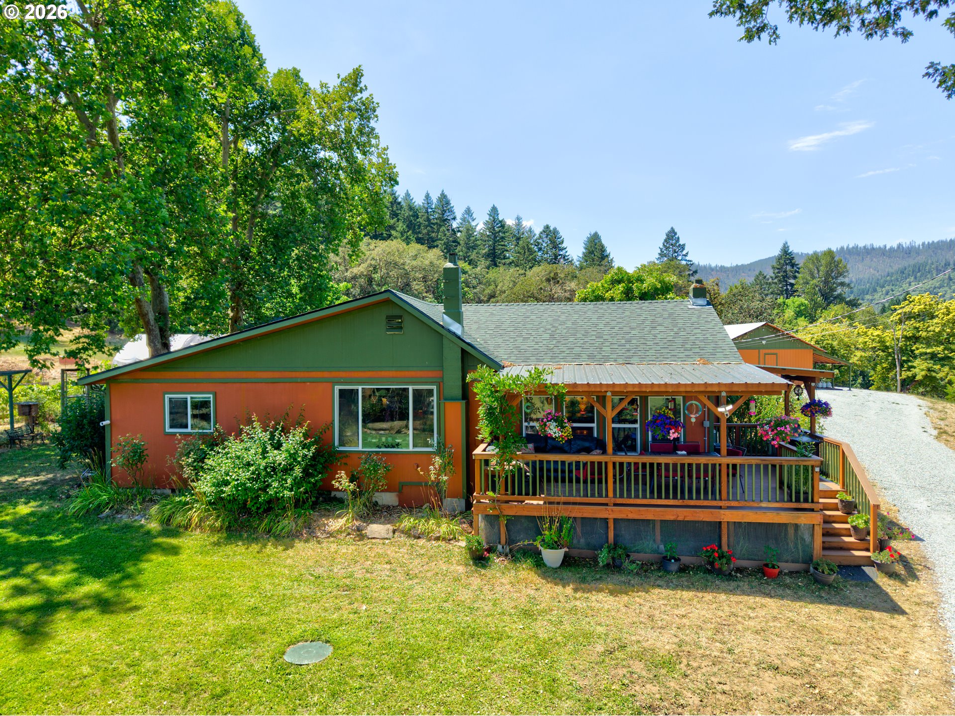 220 Faver Dr, Riddle, OR 97469 — photo 2