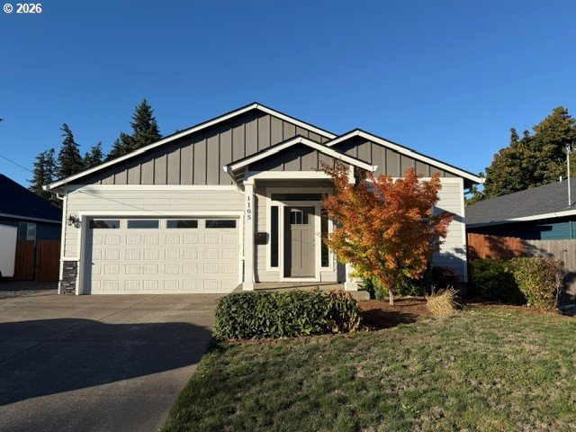 1105 Hardcastle Ave — photo