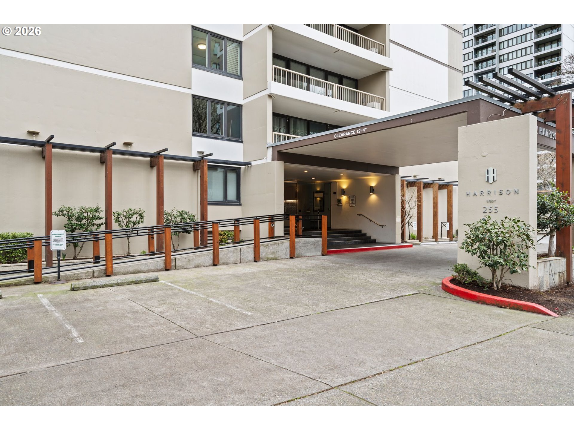 255 SW Harrison St 5C — photo