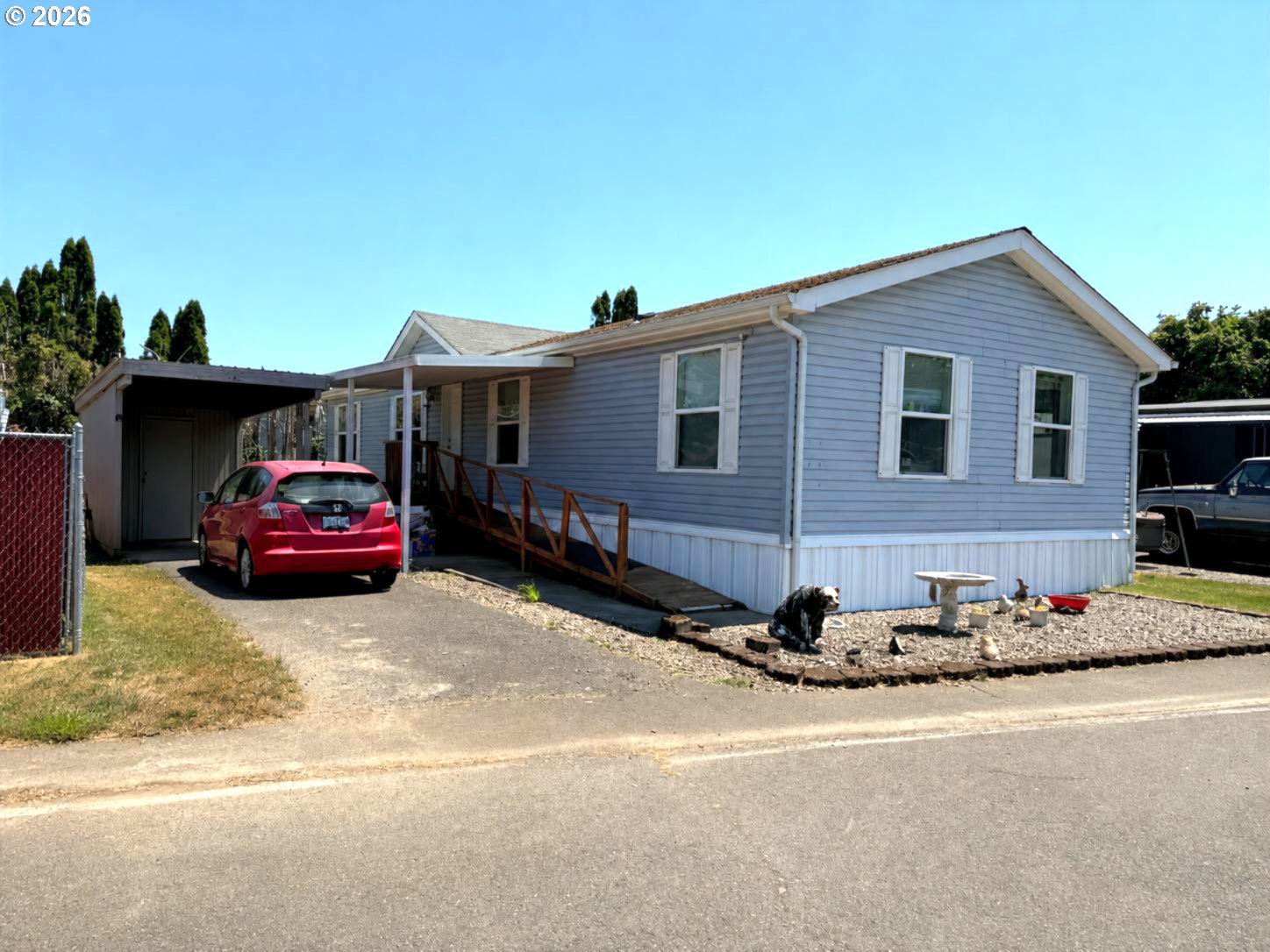 258 Clearwater Ave NE — photo