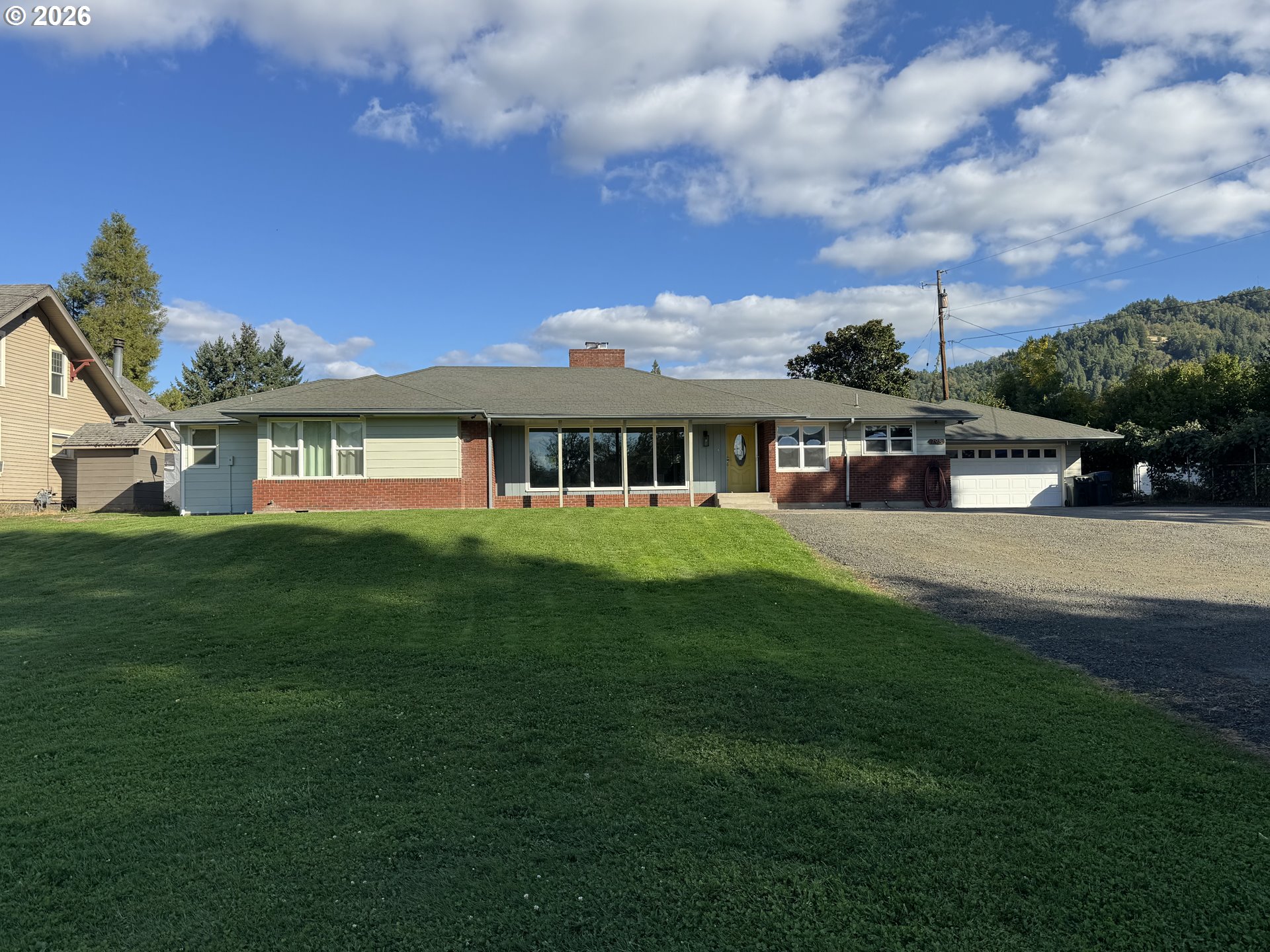 795 W Old Melrose Rd — photo