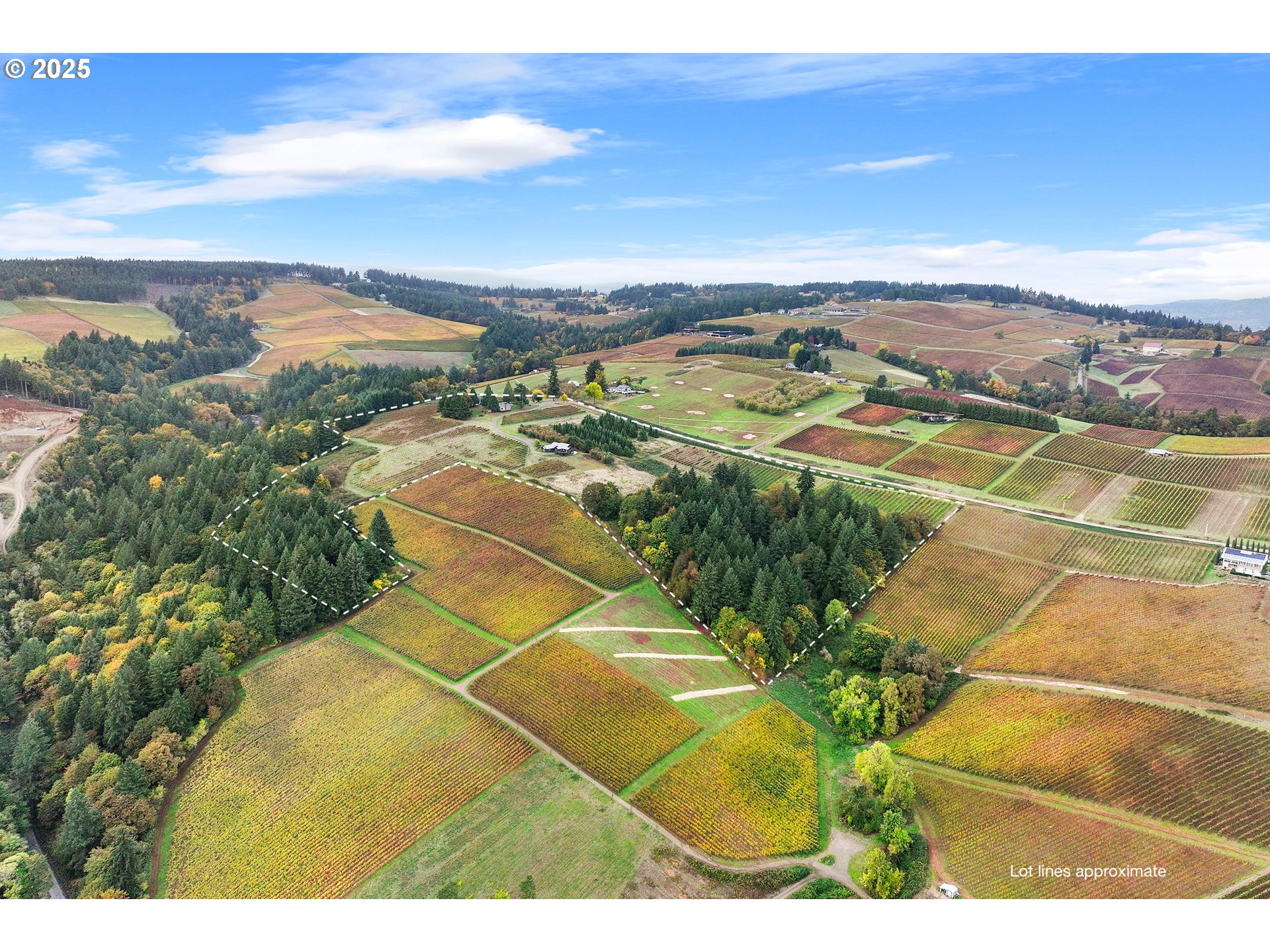 9325 NE Worden Hill Rd — photo