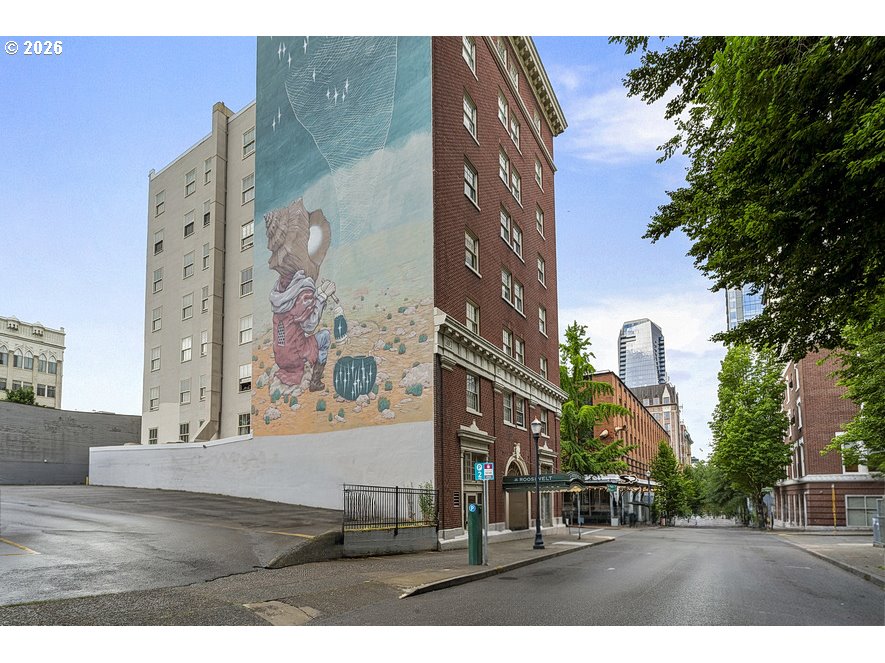 1005 SW Park Ave Unit 501 — photo