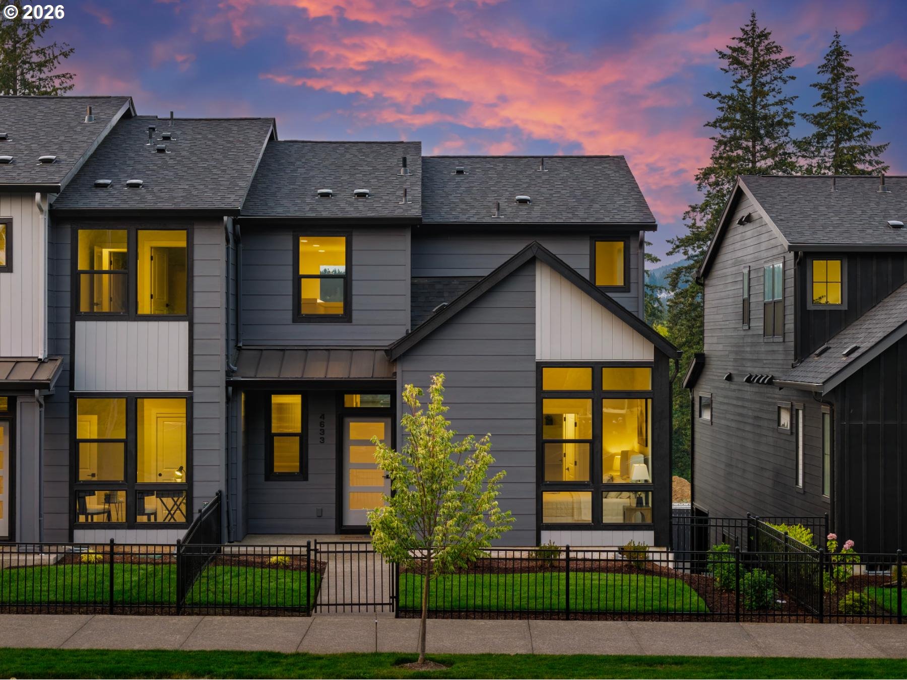 4633 NW Camas Meadows Dr — photo