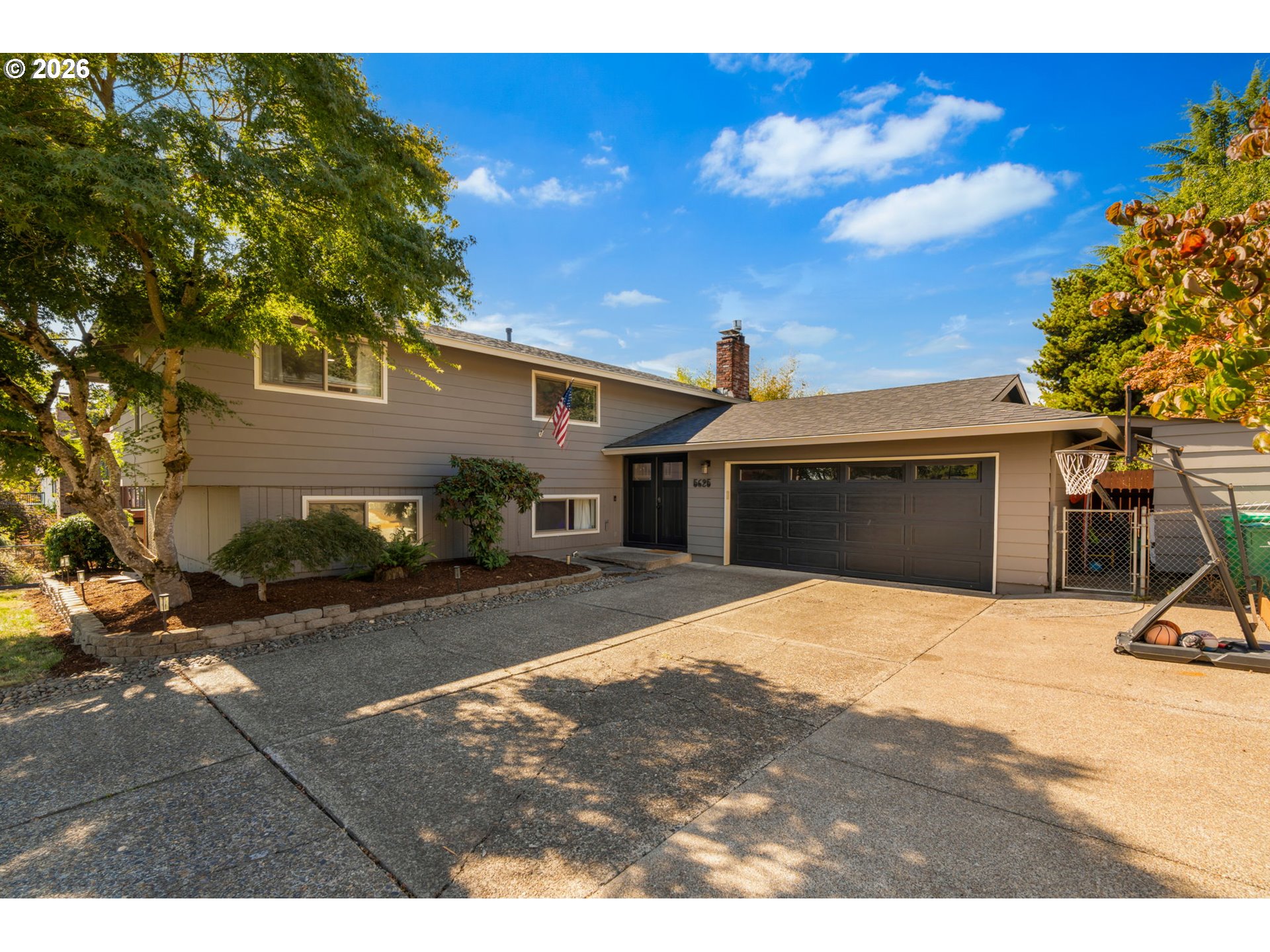 5625 SE Clayson Ave — photo