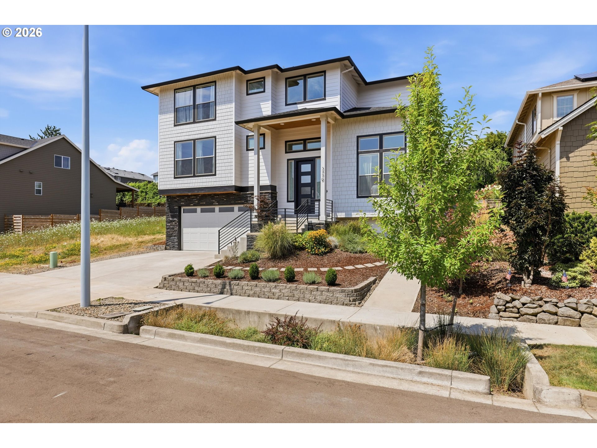 3779 SW McKinley St — photo