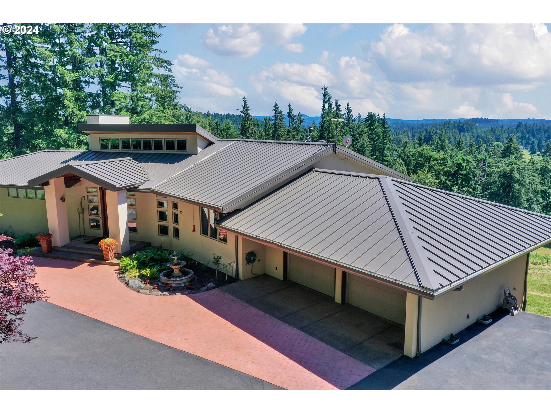 15765 S Bradley Rd — photo