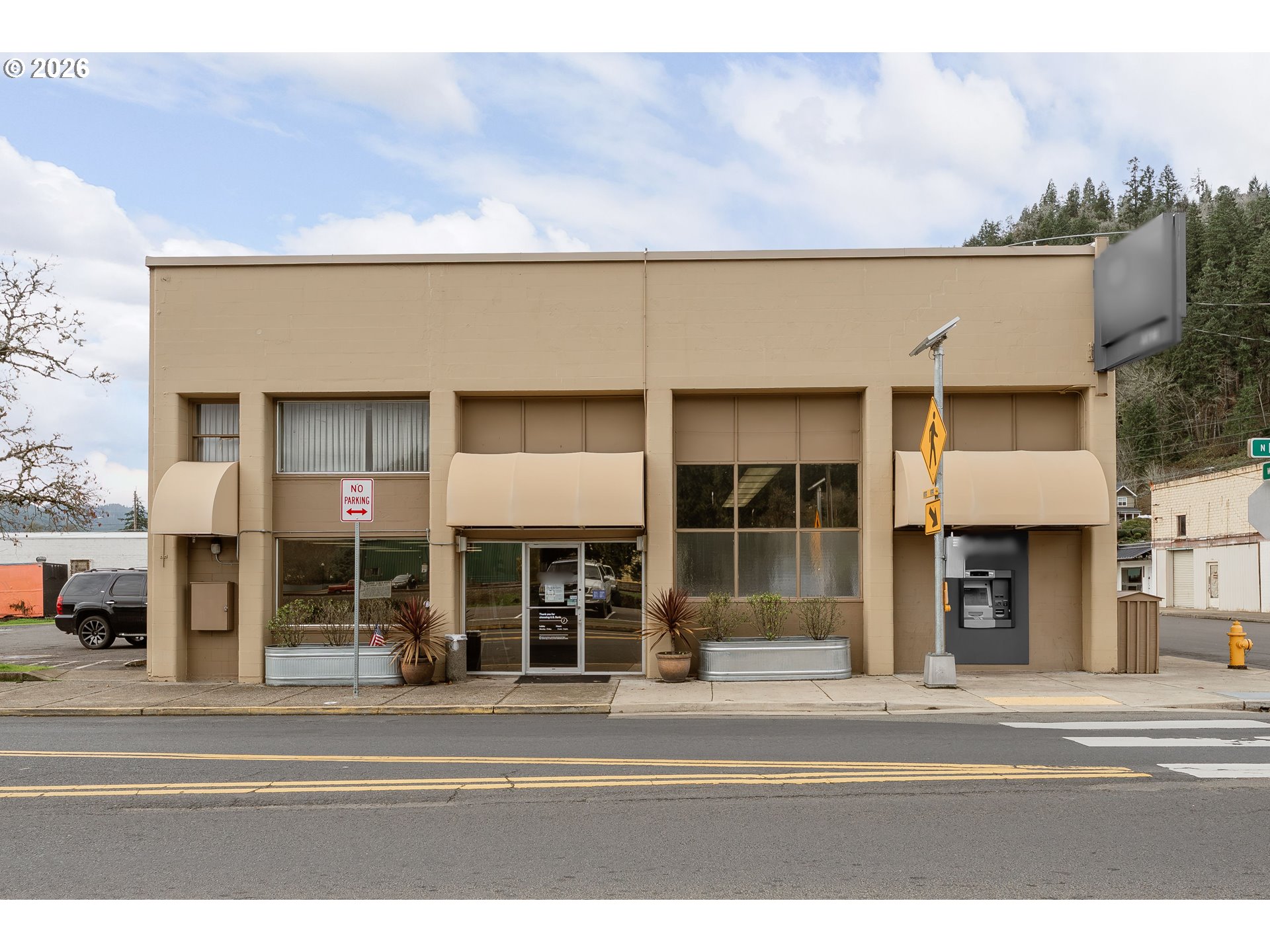 229 N First St — photo