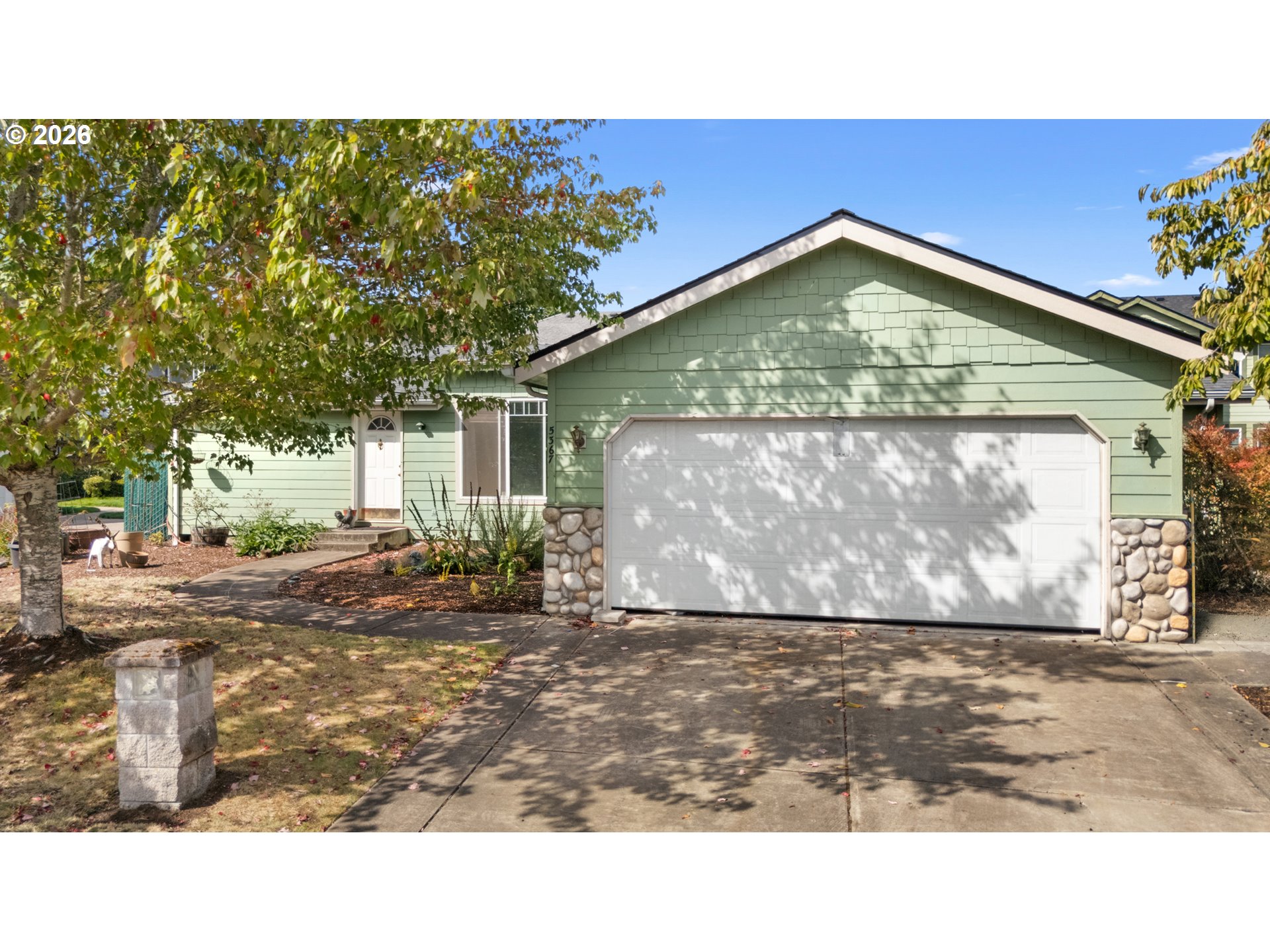 5367 Olympic Cir, Eugene, OR 97402 — photo 2