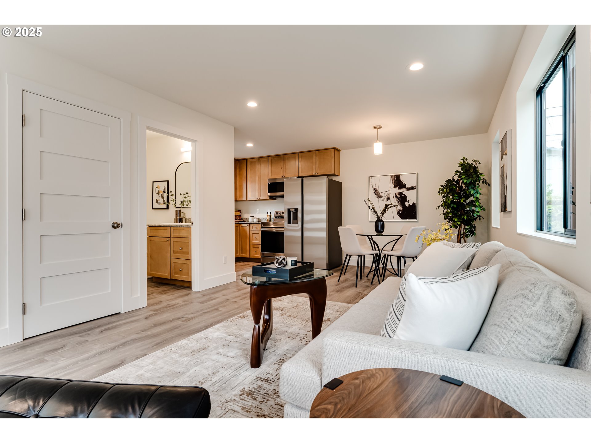 9 Monroe St #D, Eugene, OR 97402 — photo 2