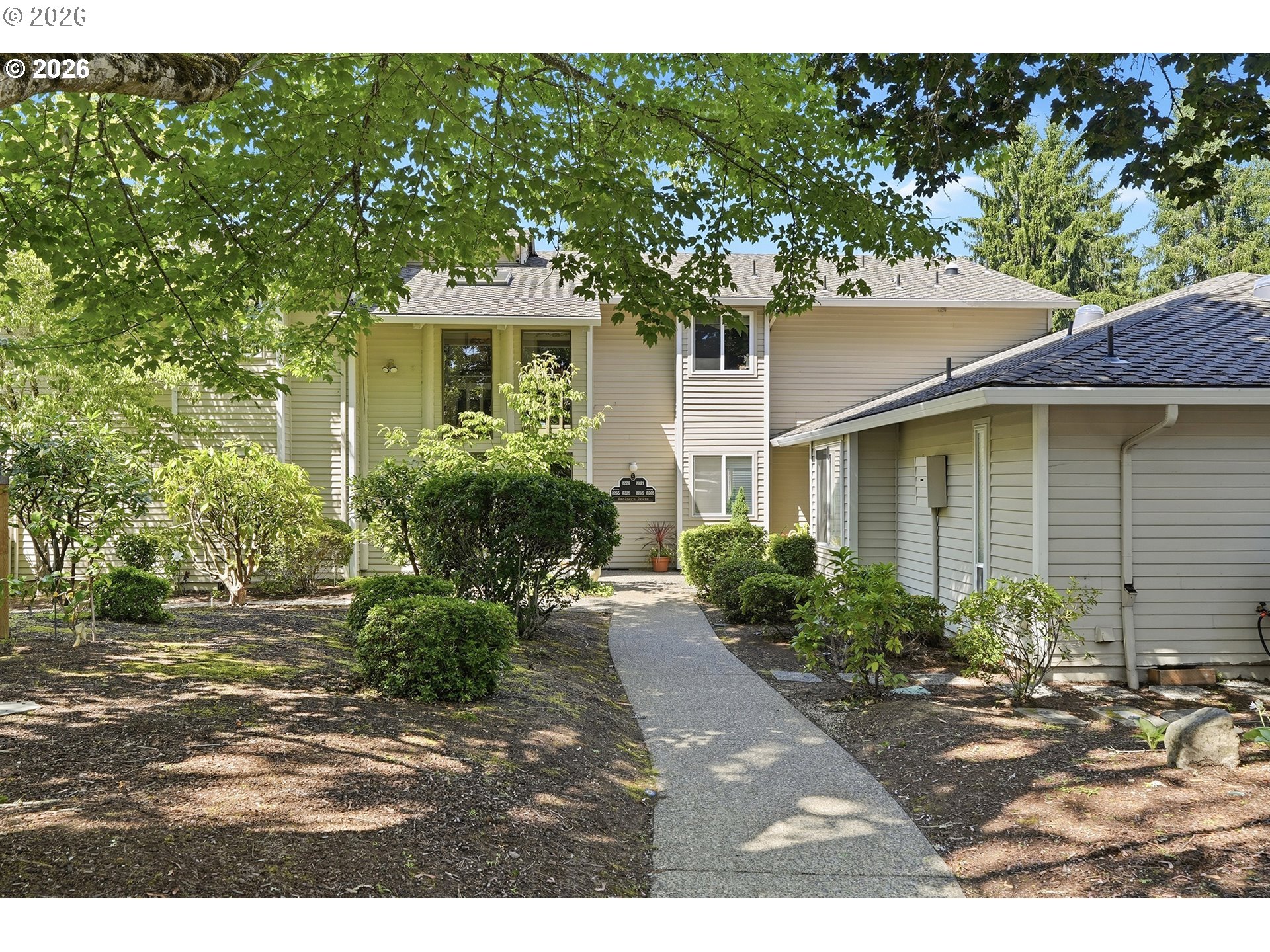 8229 SW Mariners Dr — photo