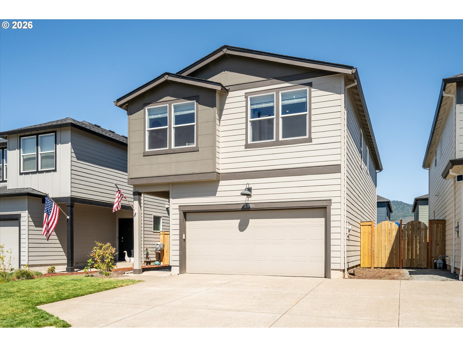 2906 V St, Springfield, OR 97477 — photo 2